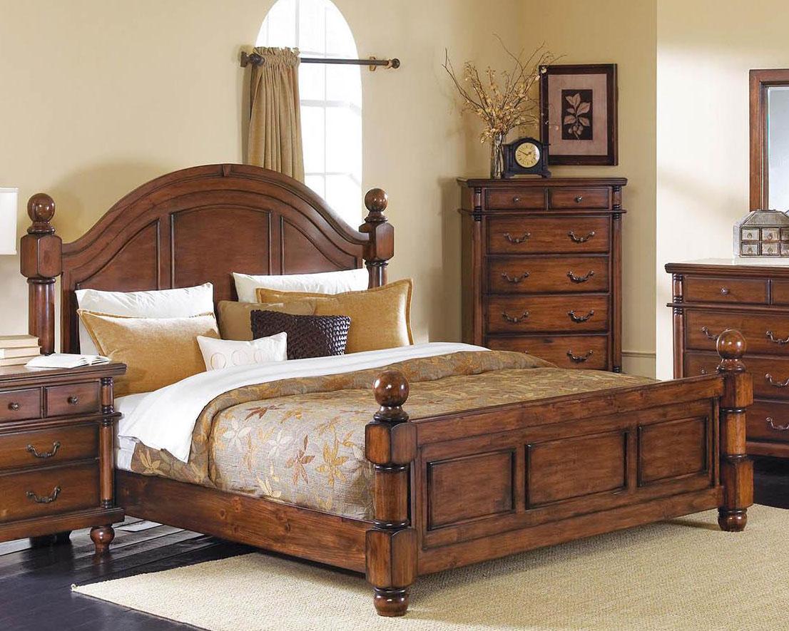 

    
Crown Mark B7800 Augusta Walnut Finish Pine Solids Wood Queen Bedroom Set 3Pcs
