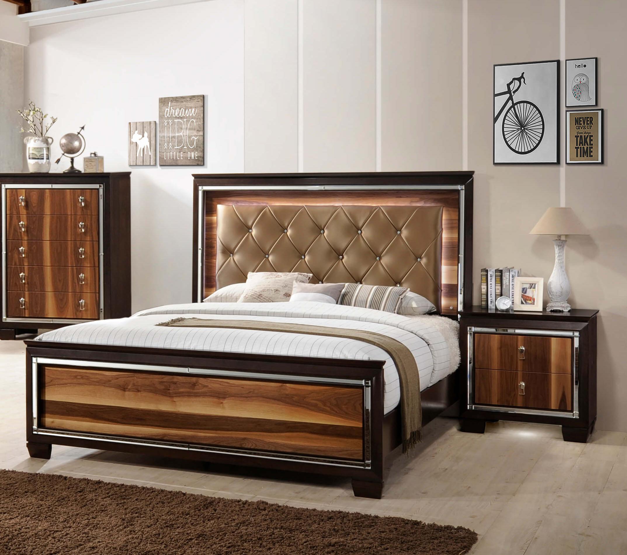 

    
Crown Mark B7700 Kelda Walnut Lacquer Wood Led Lights King Bedroom Set 3Pcs
