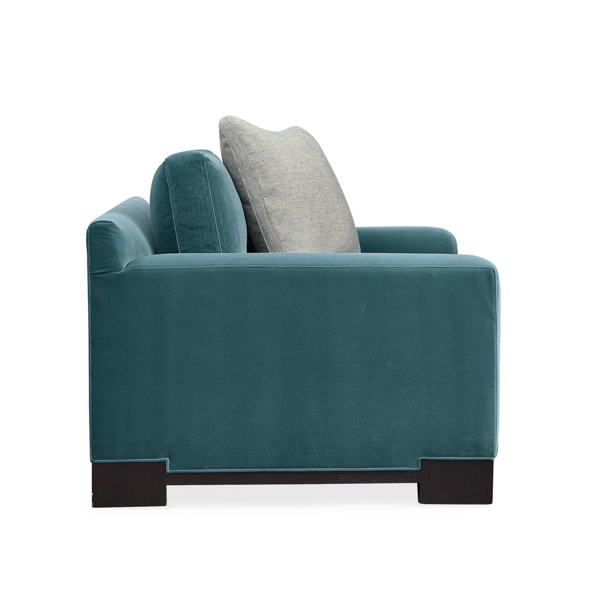 

        
Caracole REFRESH CHAIR Accent Chair Blue-green Velvet 662896033113
