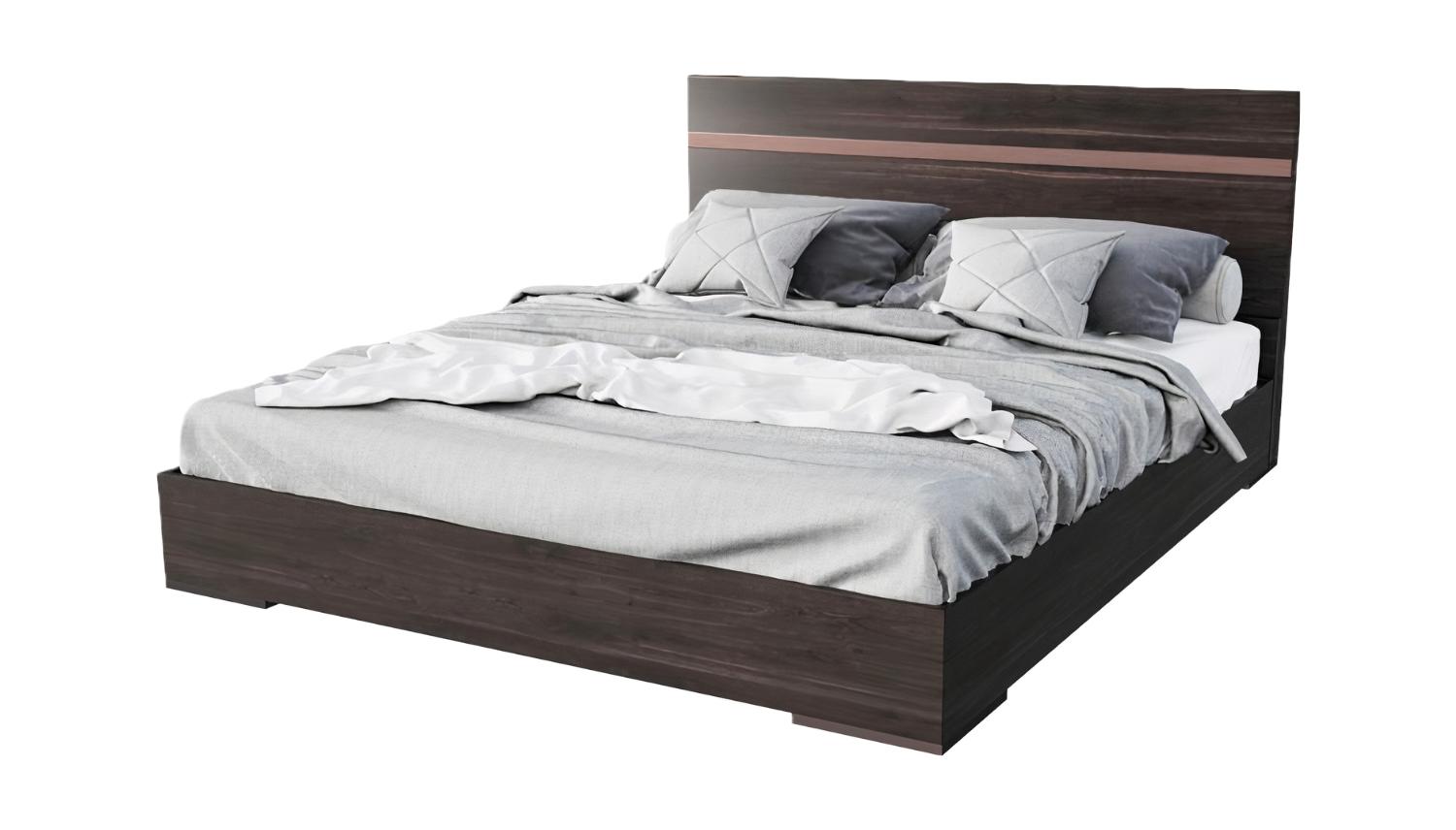 

    
Dark Oak & Stainless Steel Accents King Panel Bed by VIG Nova Domus Benzon
