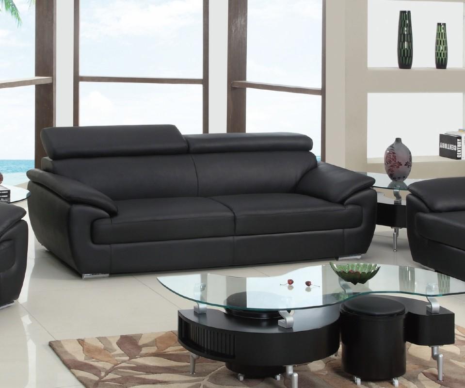 

    
Daye Luxury Living Room Sofa in Black by Orren Ellis
