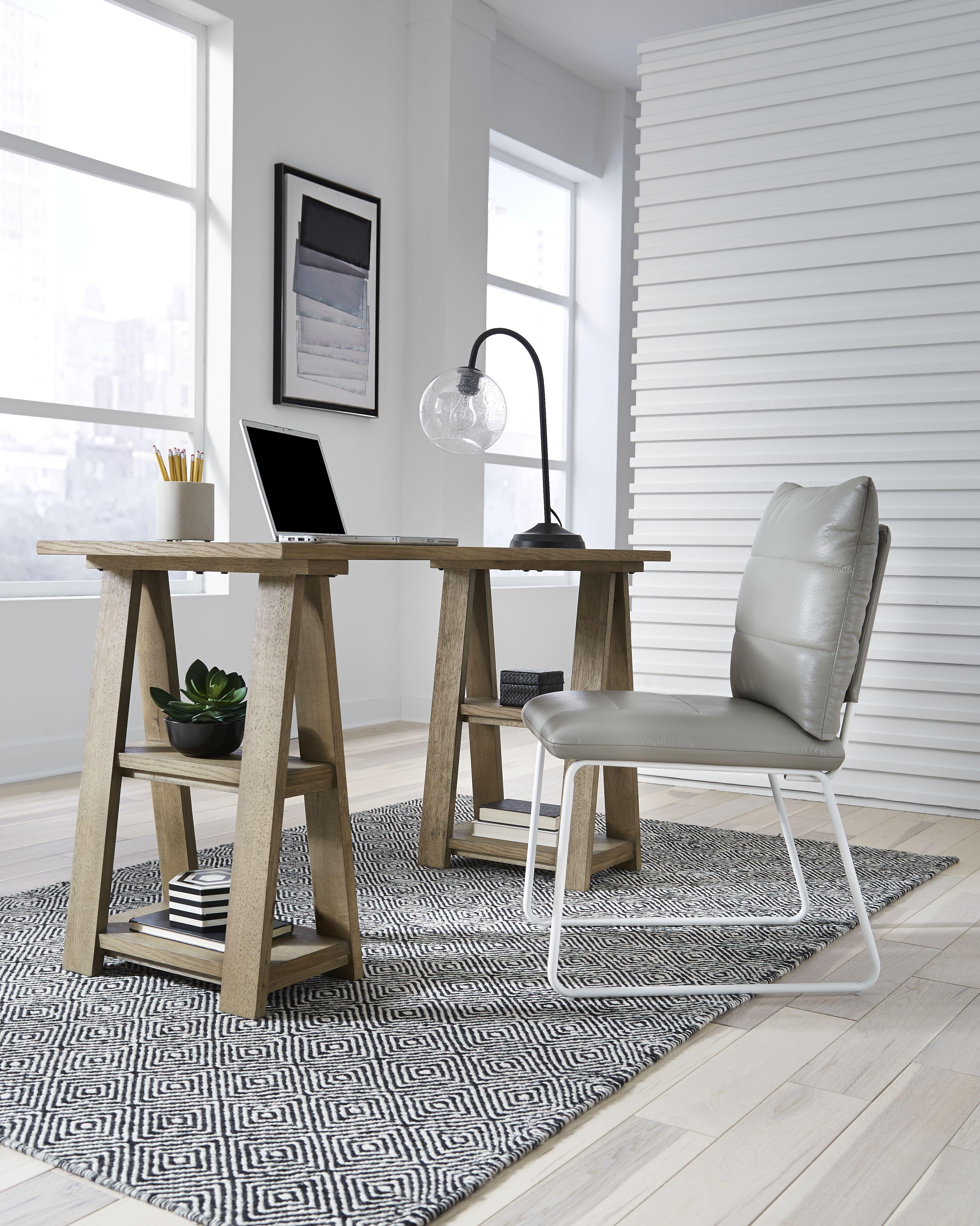 

    
9KDP11E Modus Furniture Desk
