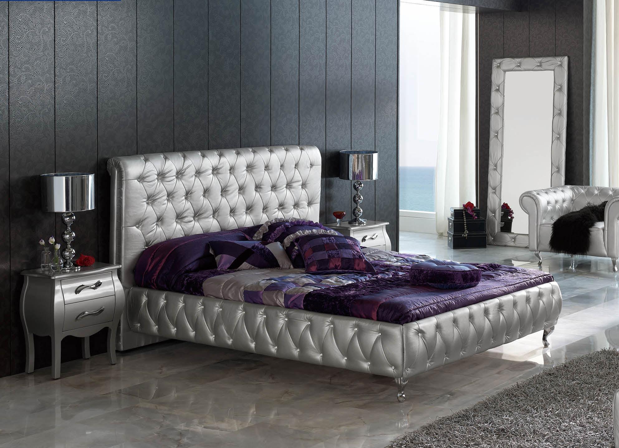 

    
ESF 623 Lorena Silver Button Tufted King Bedroom Set 5 Modern Made in Spain
