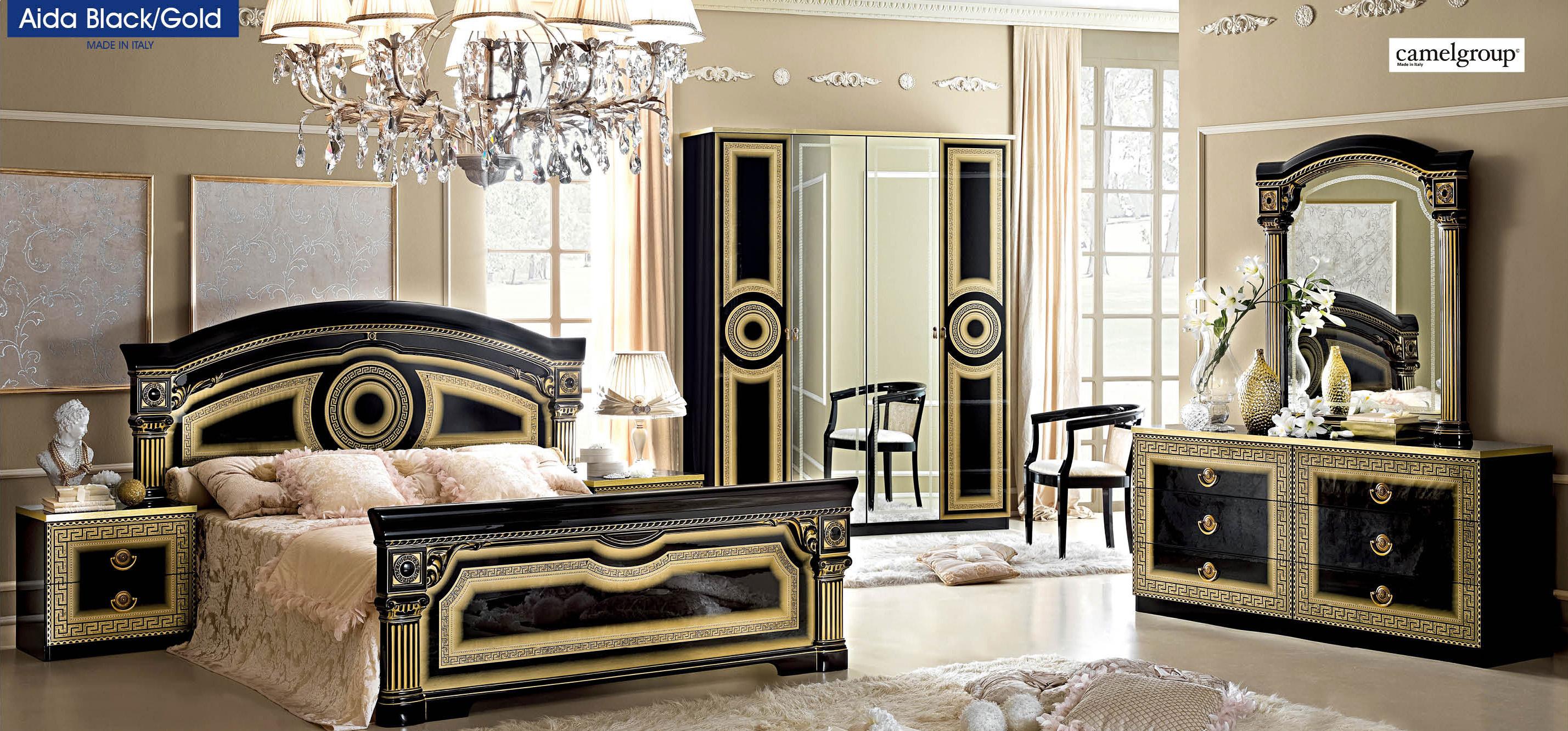 

    
Black Gold Lacquer Finish King Bedroom Set 5Ps Made in Italy ESF Aida
