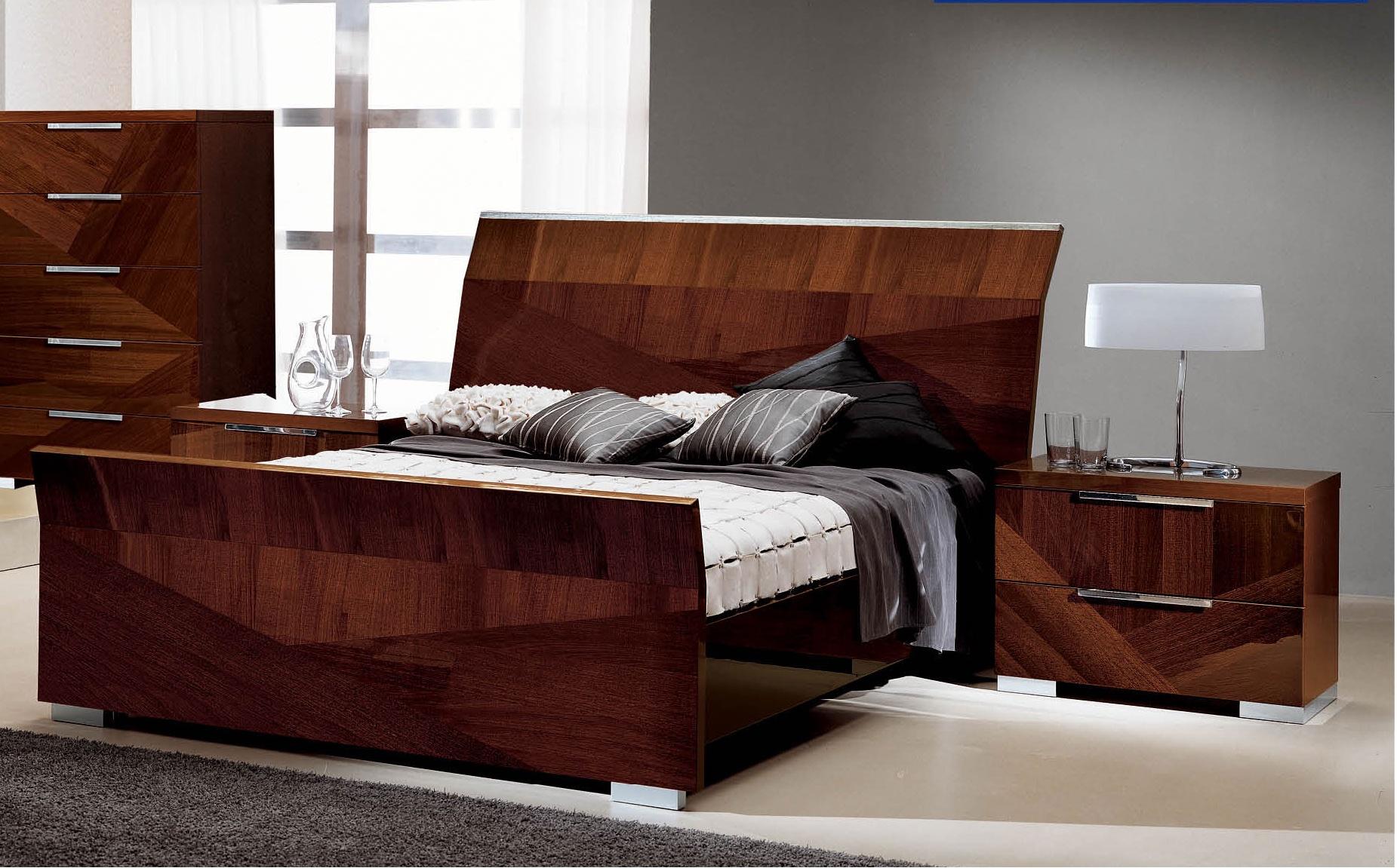 

    
ESF Capri Glossy Walnut King Bedroom Set 3Pcs Classic Contemporary Made In Italy
