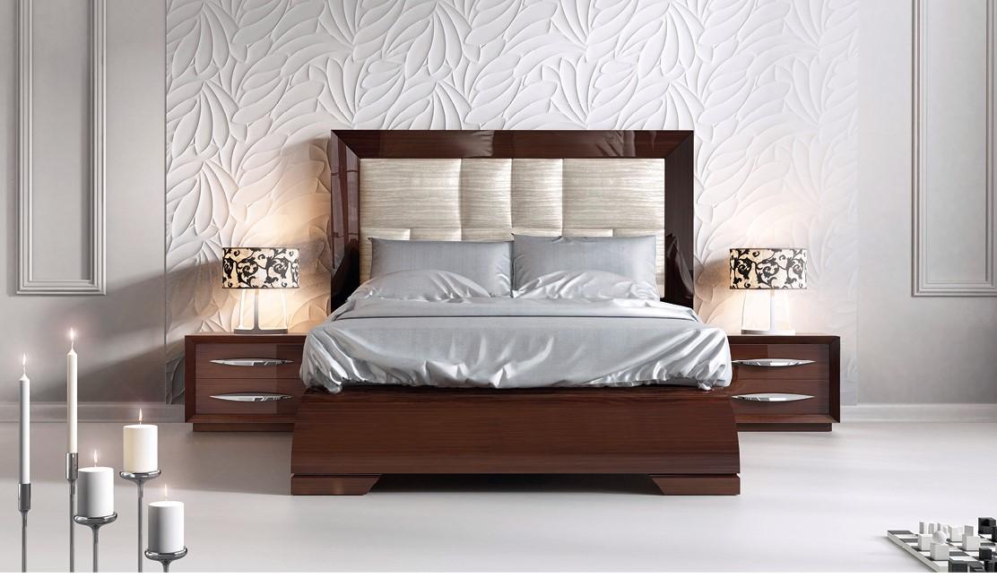 

    
Walnut High Gloss Lacquer Finish Queen Bed & 2 Nightstands Modern ESF Carmen
