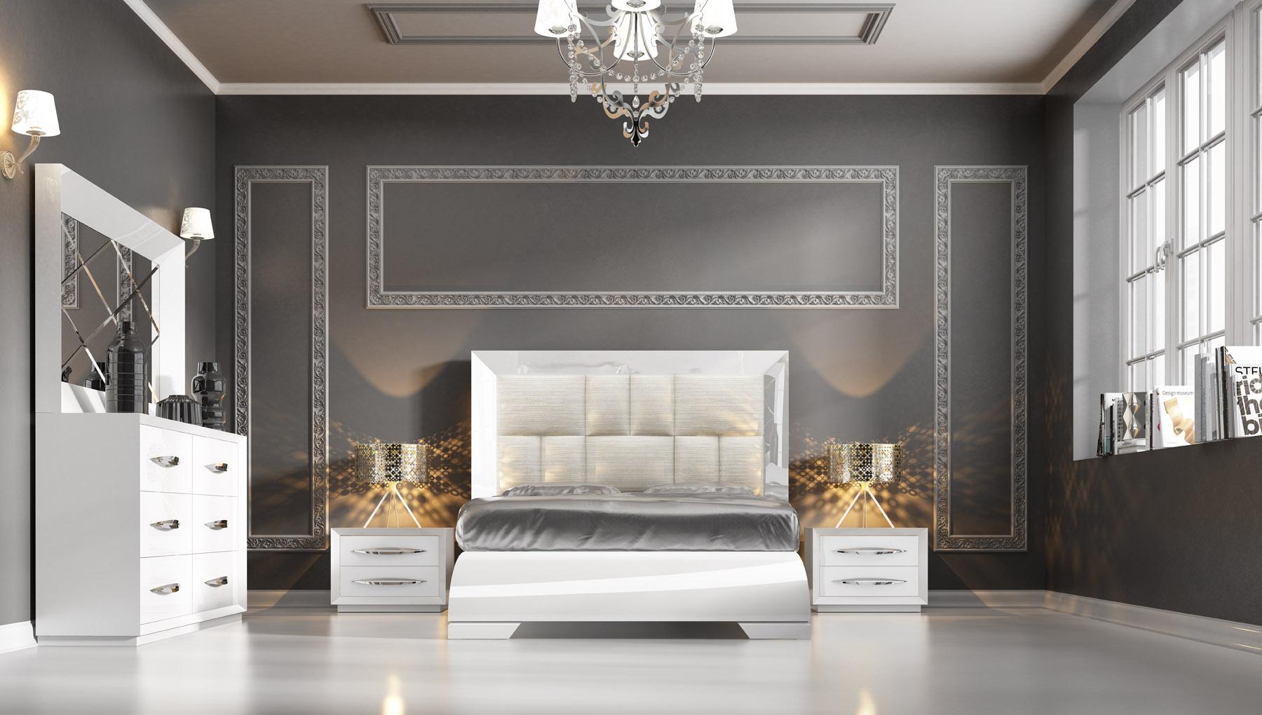 

    
White High Gloss Lacquer Finish Queen Bedroom Set 3Pcs Modern ESF Carmen
