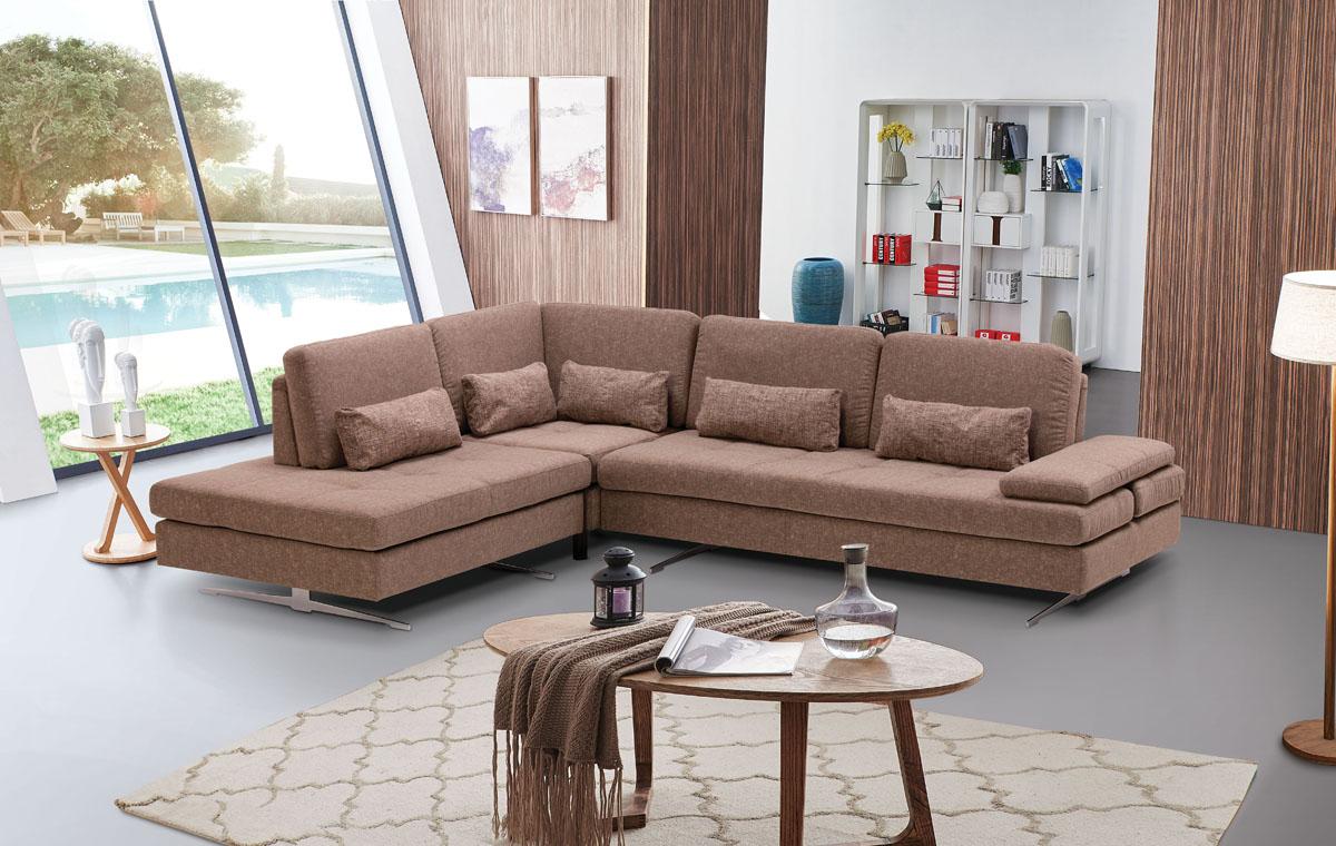 

    
Beige Fabric Sectional W/ Sliding Back Left Hand Facing Contemporary ESF Colombo
