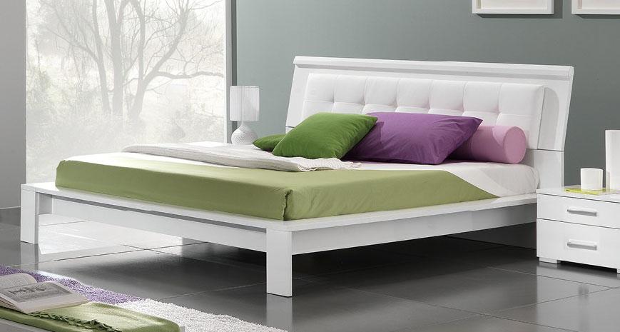 

    
ESF Geko Momo Modern White High Gloss Finish Queen Size Bed

