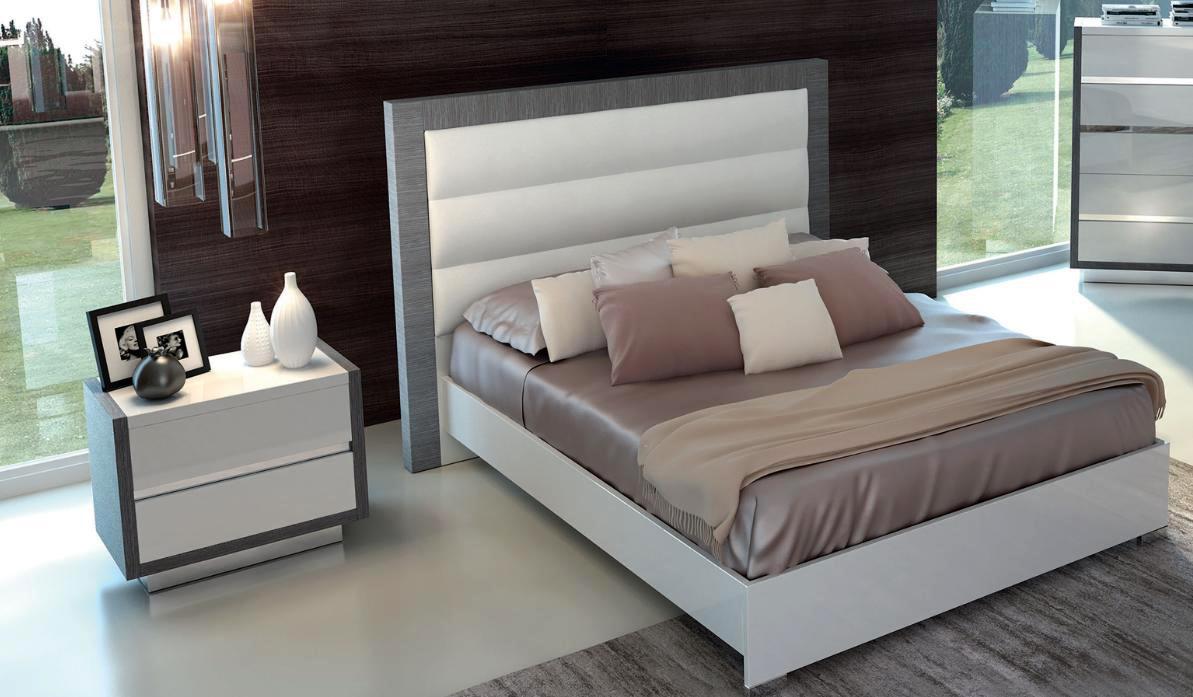 Contemporary Platform Bedroom Set Mangano ESF-Mangano-EK-N-2PC in White, Silver Eco Leather