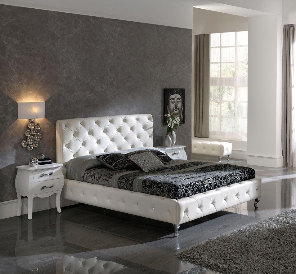 

    
ESF Nelly 621 White Eco Leather Tufted King Bedroom Set 3P Modern Made in Spain
