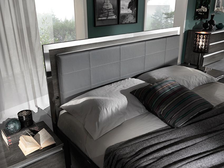 

                    
ESF Oxford Platform Bedroom Set Wash Oak/Gray Eco Leather Purchase 
