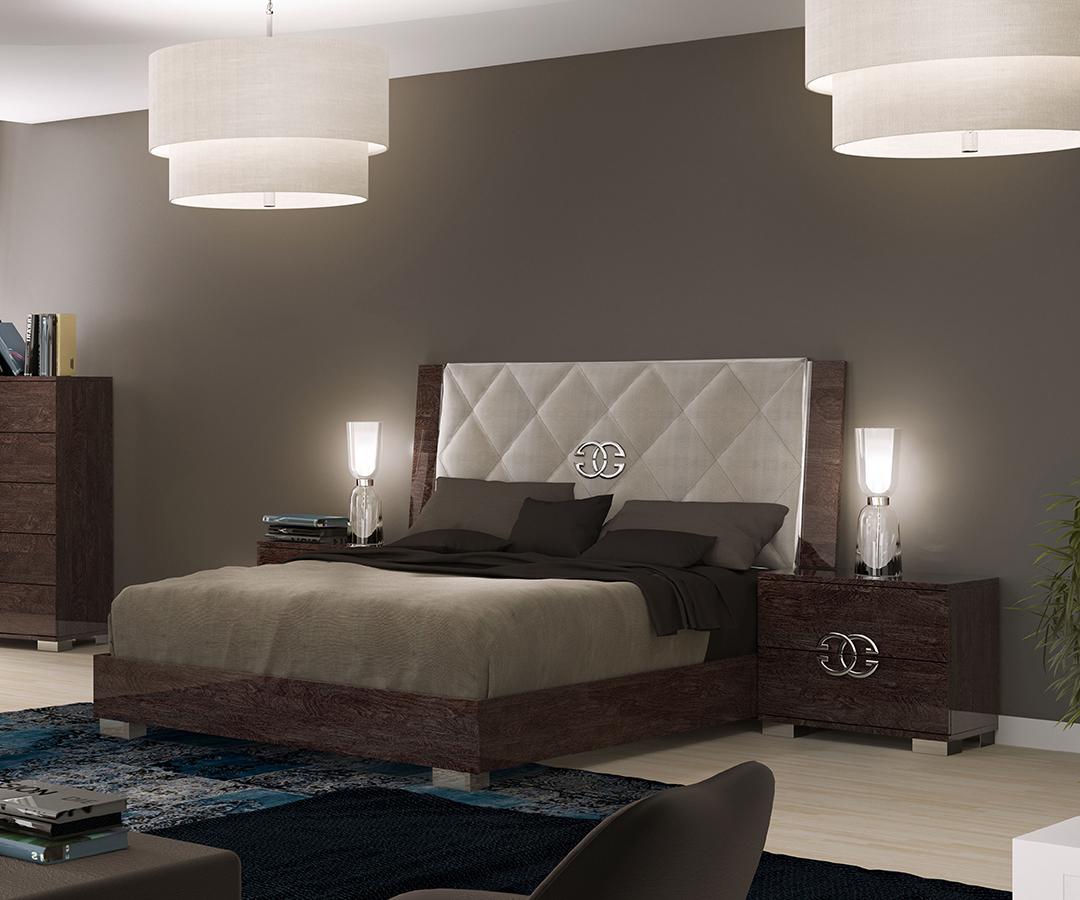 

    
ESF Prestige Deluxe Platform Bedroom Set Cognac PRESTIGE-DELUXE-BED-Q-2N-3PC
