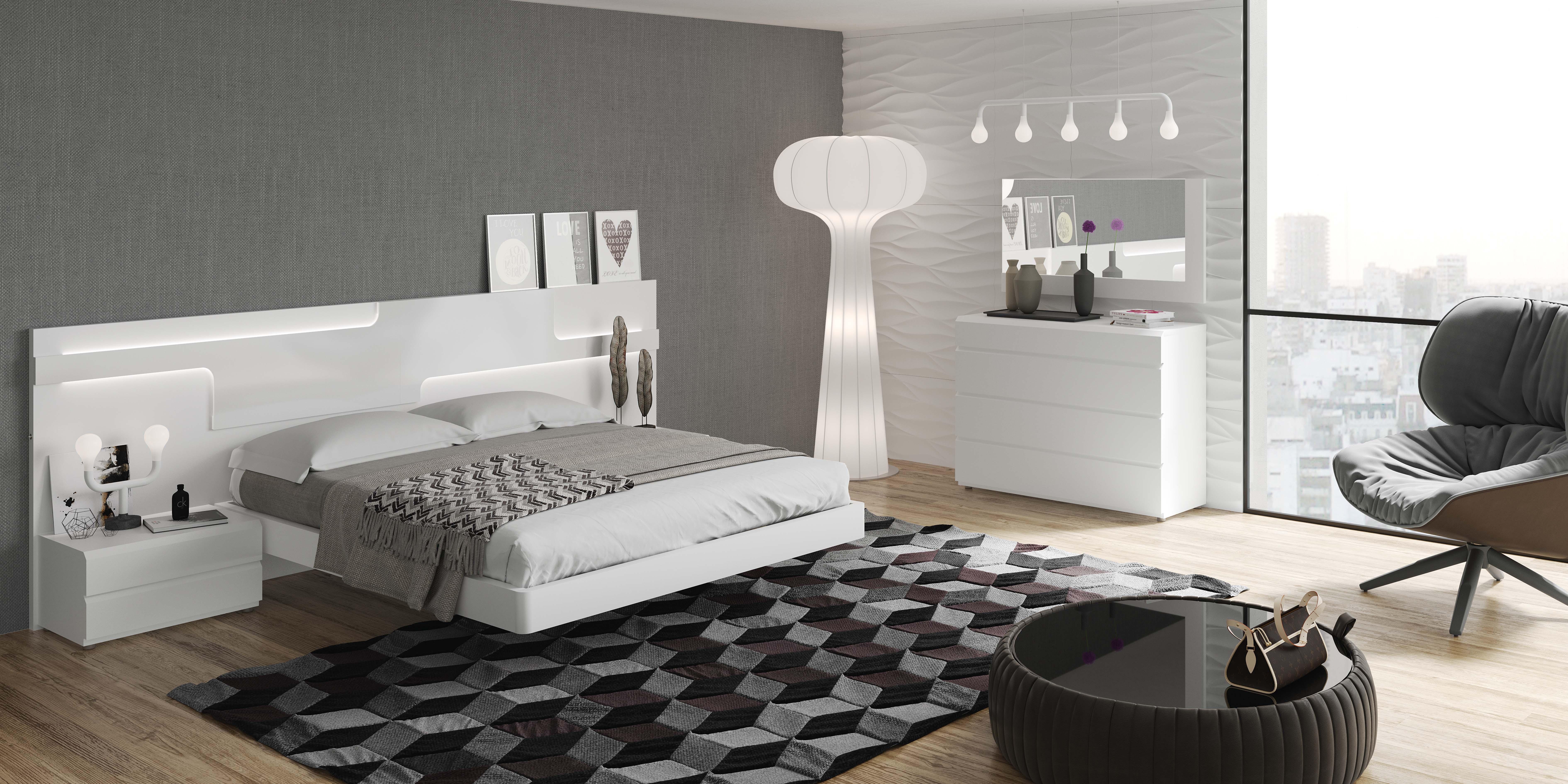 

    
White Lacquer Finish Platform King Bedroom Set 5 Pcs Modern ESF Sara
