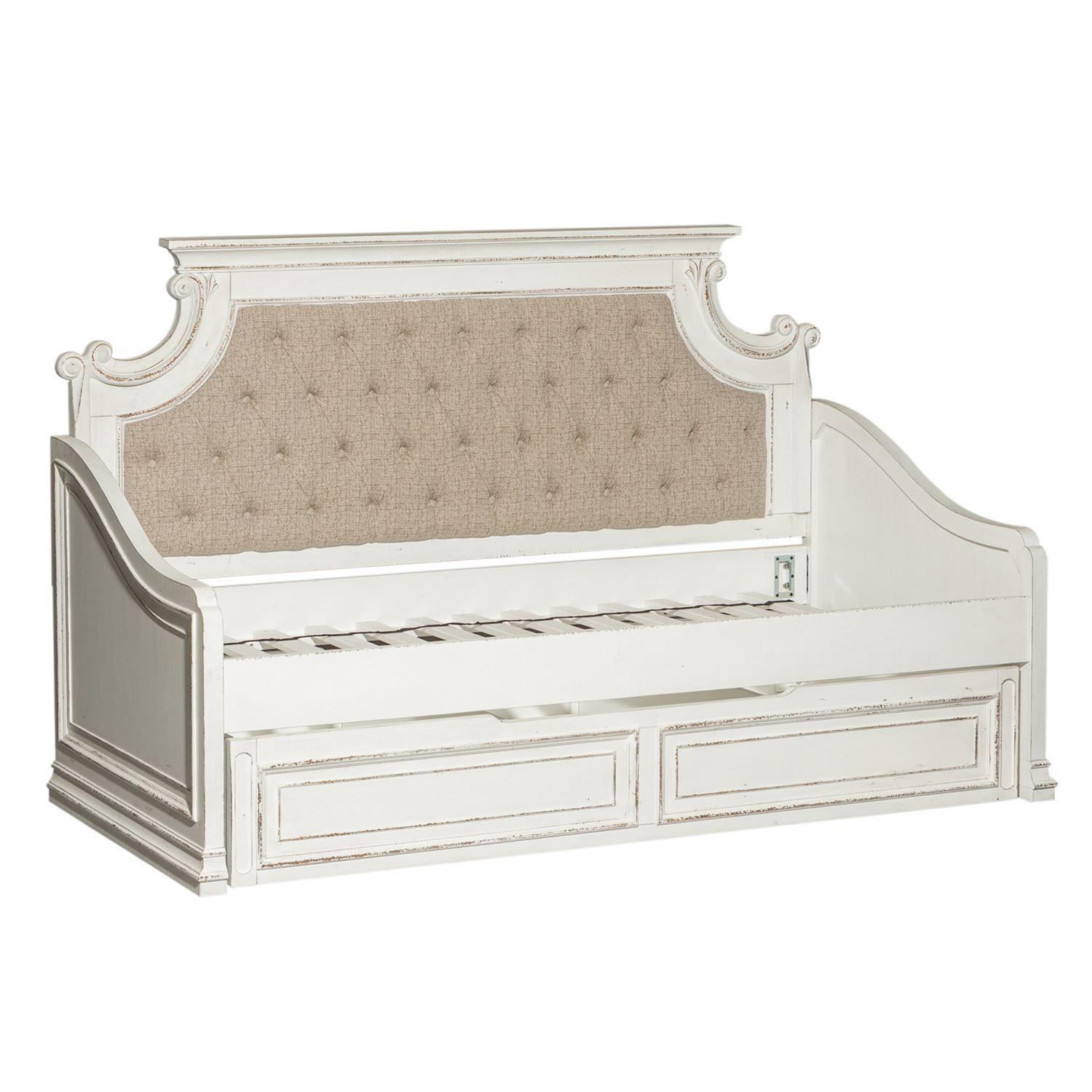 

    
Liberty Furniture Magnolia Manor  (244-DAY) Daybed Daybed White 244-DAY-TTR
