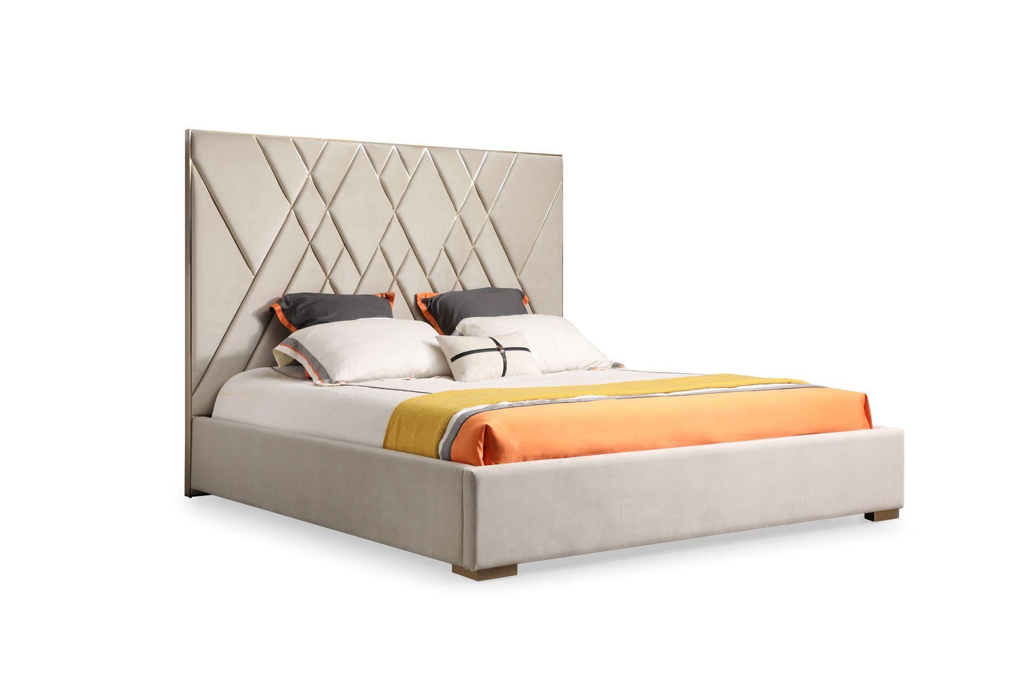 

    
VIG Furniture Eldora Panel Bed Gold/Beige VGVCBD1900-19-K
