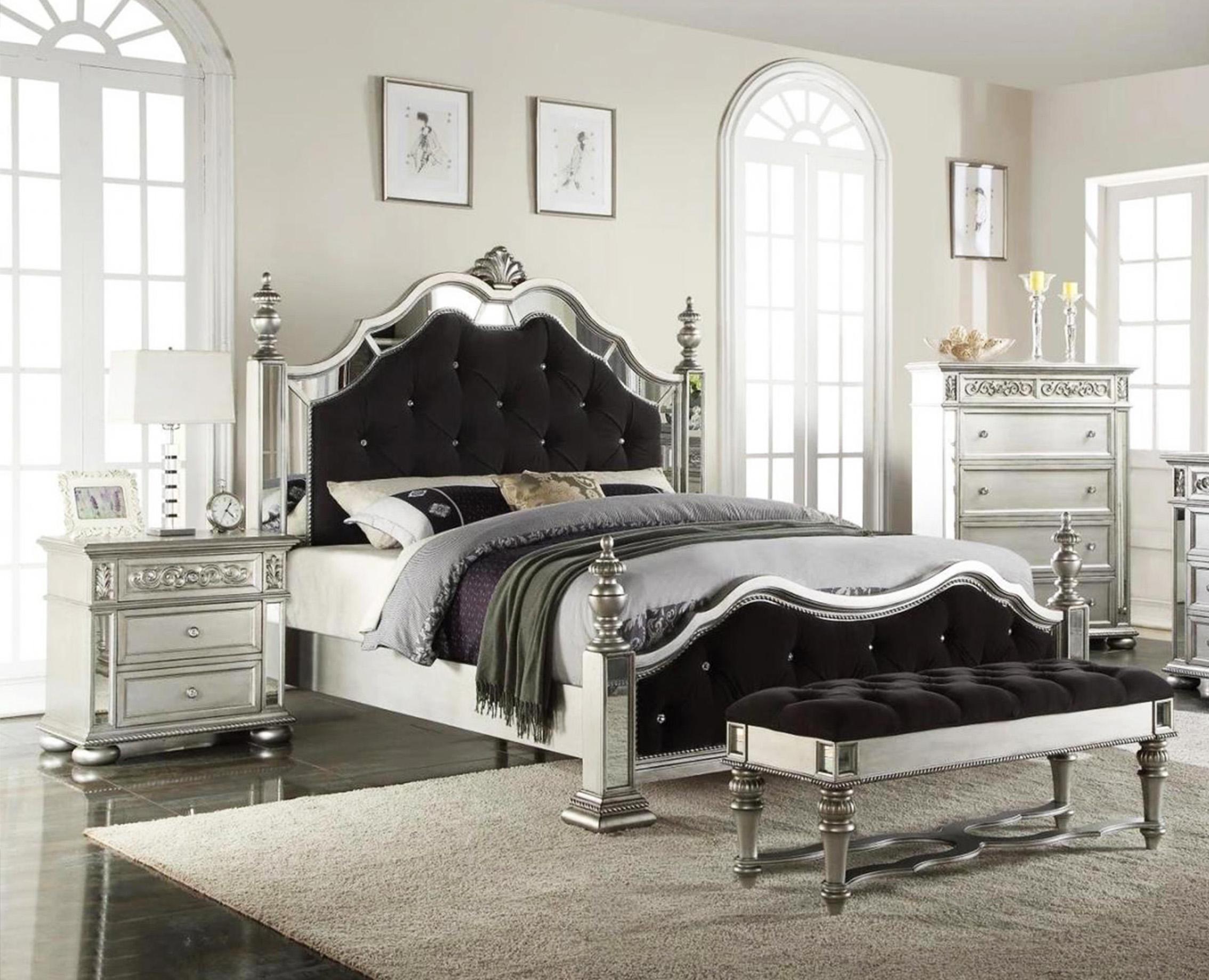 Classic, Traditional Poster Bedroom Set B1722 B1722-K-2N-3PC in Silver, Black Fabric