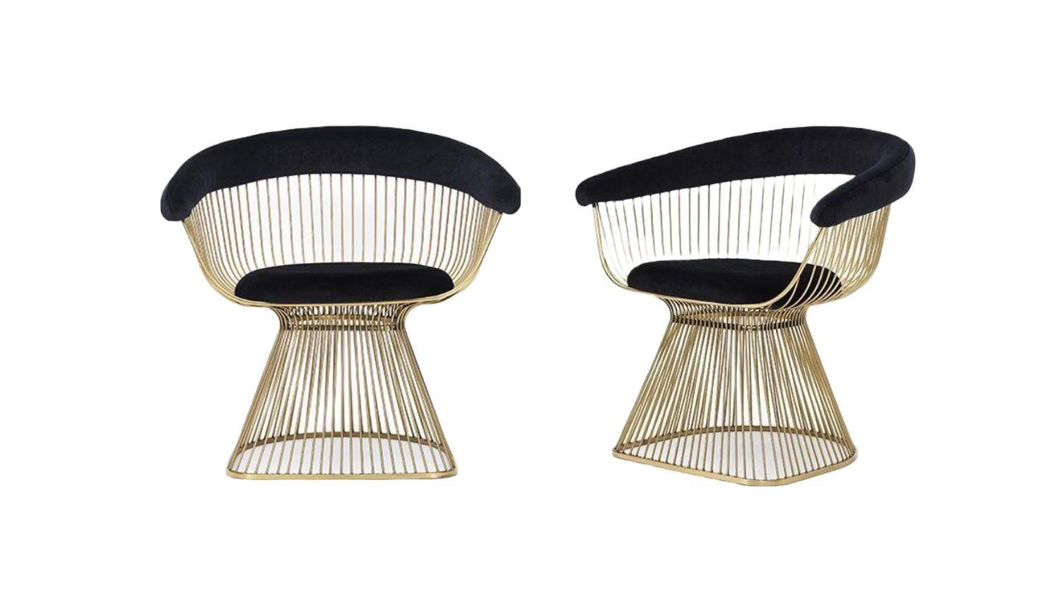 

    
Black Velvet & Gold Dining Chairs Set by VIG Modrest Chandler
