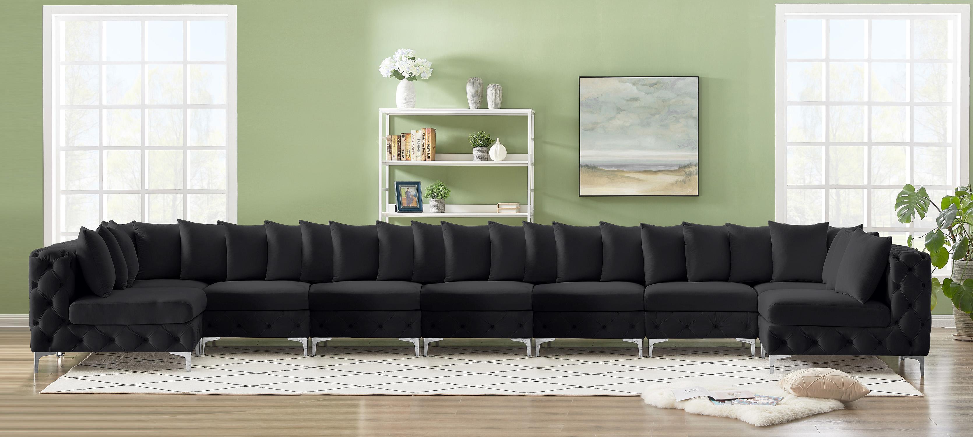 

    
686Black-Sec9A Meridian Furniture Modular Sectional Sofa

