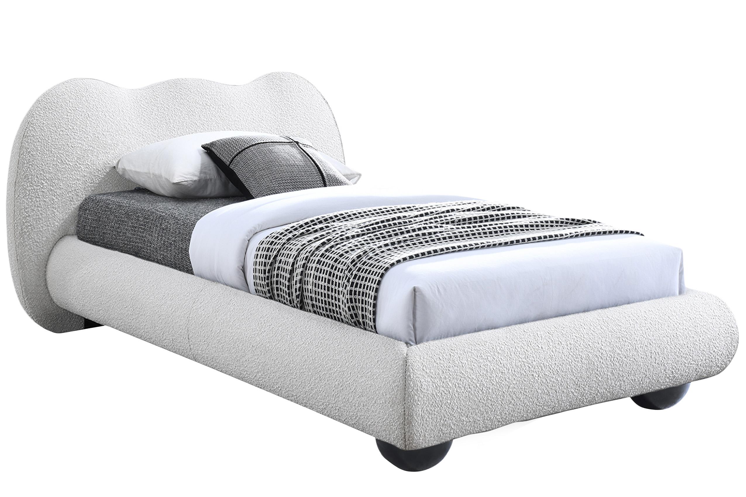 

    
Meridian Furniture HydeCream-T Platform Bed Cream HydeCream-T
