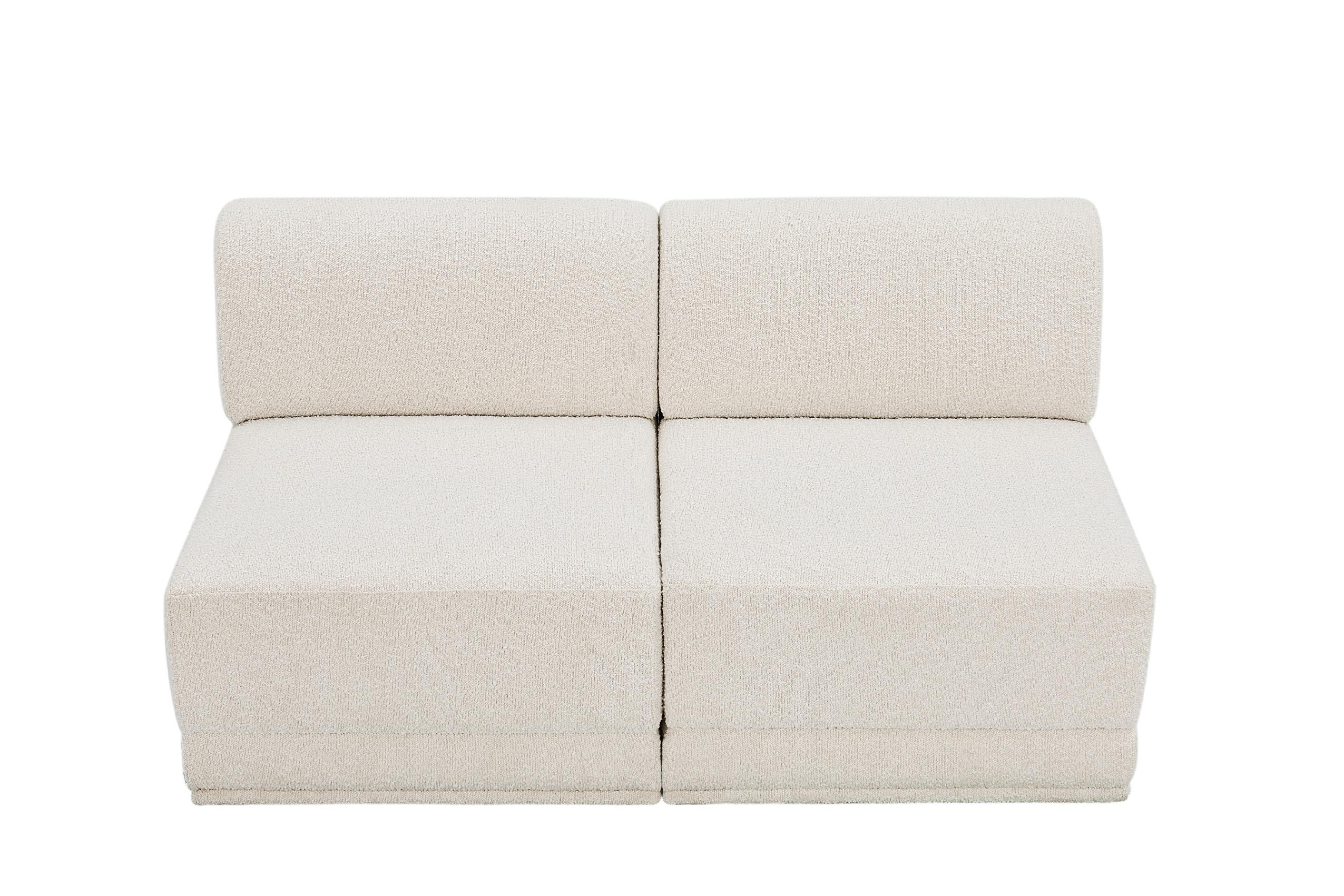 

    
Meridian Furniture Ollie 118Cream-S60 Modular Sofa Cream 118Cream-S60
