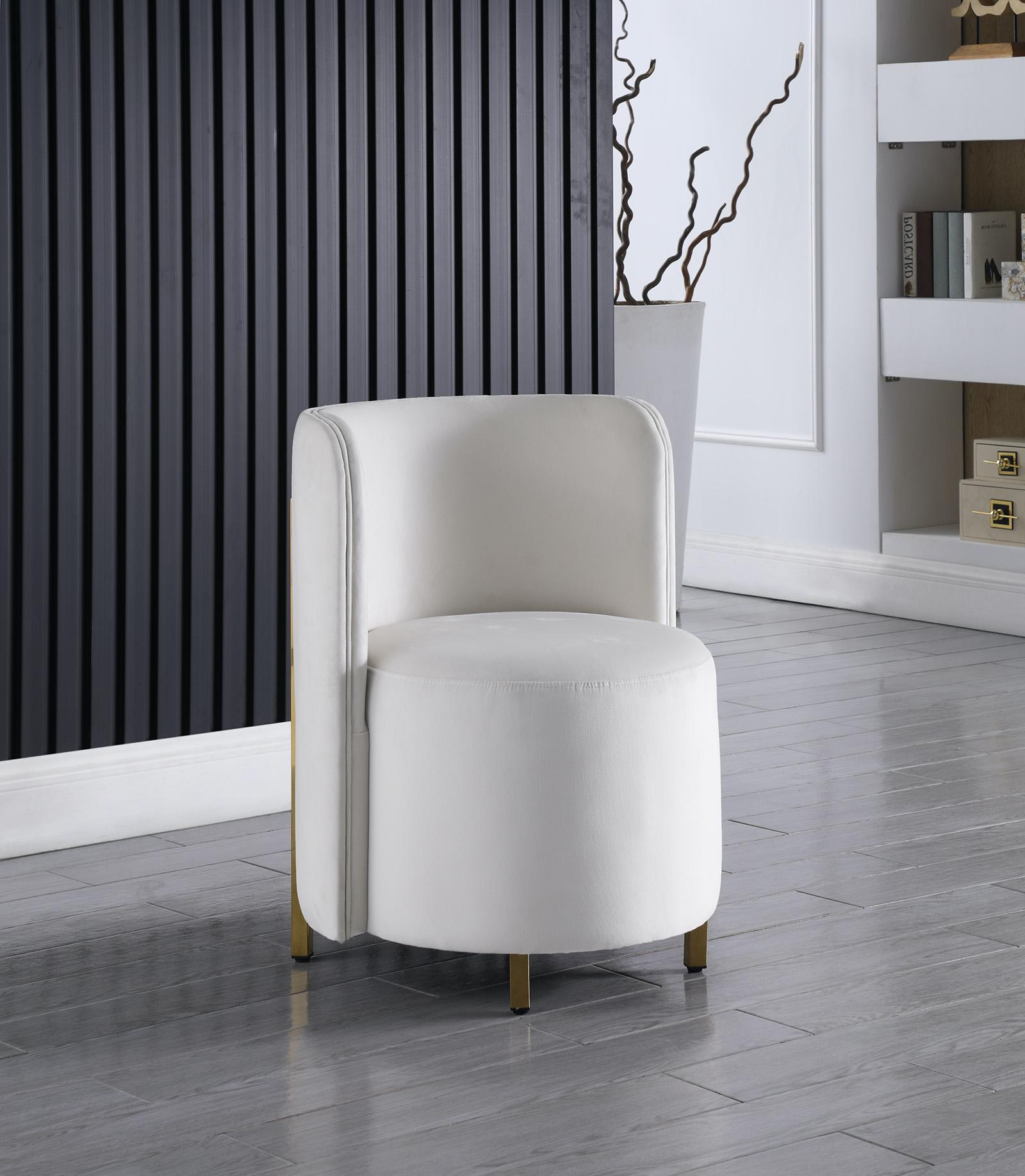 

    
Glam Cream Velvet Accent Chair ROTUNDA 518Cream-C Meridian Modern Contemporary
