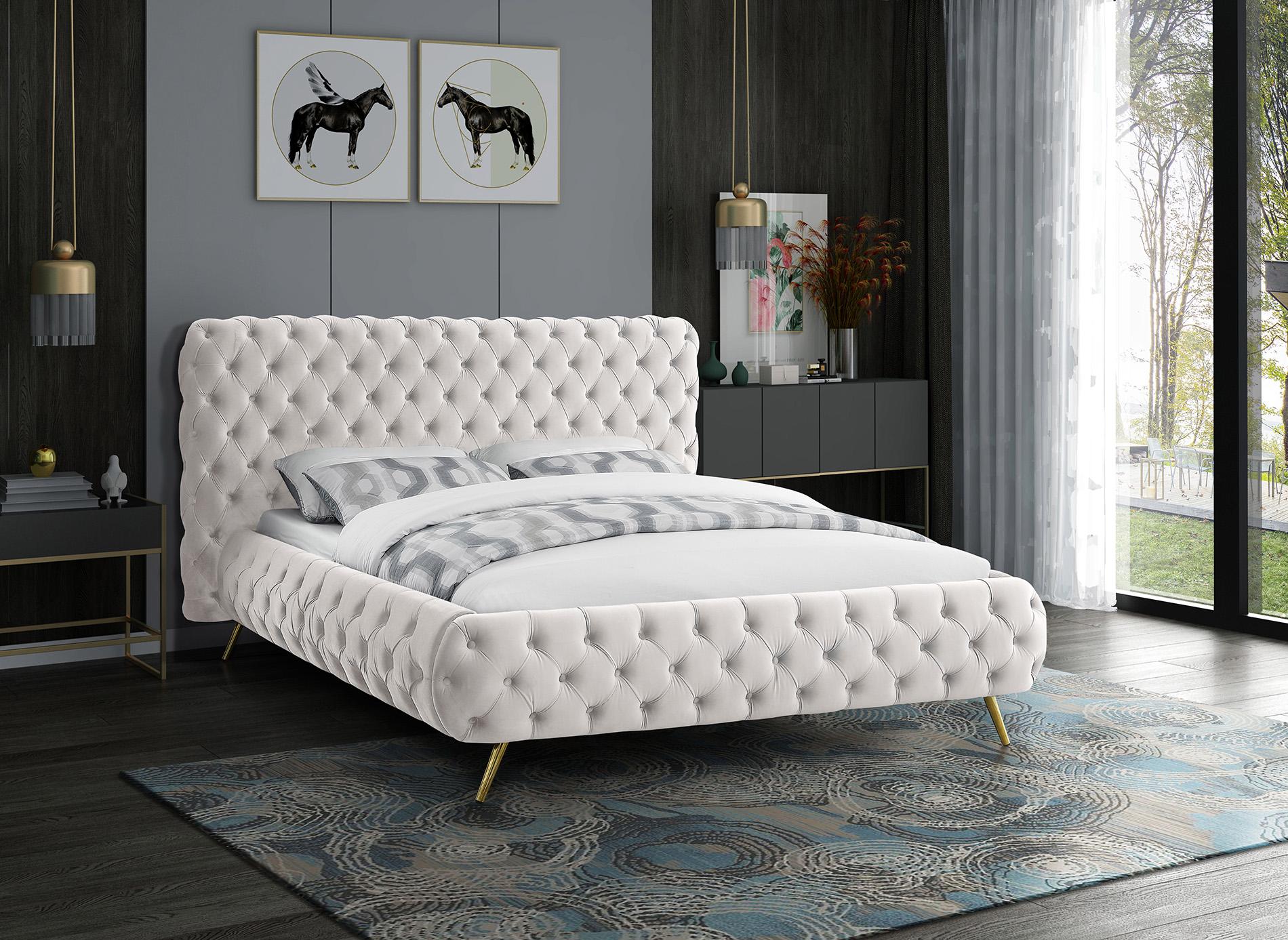 

    
Glam Cream Velvet Button Tufted King Bed DELANO DelanoCream-K Meridian Modern
