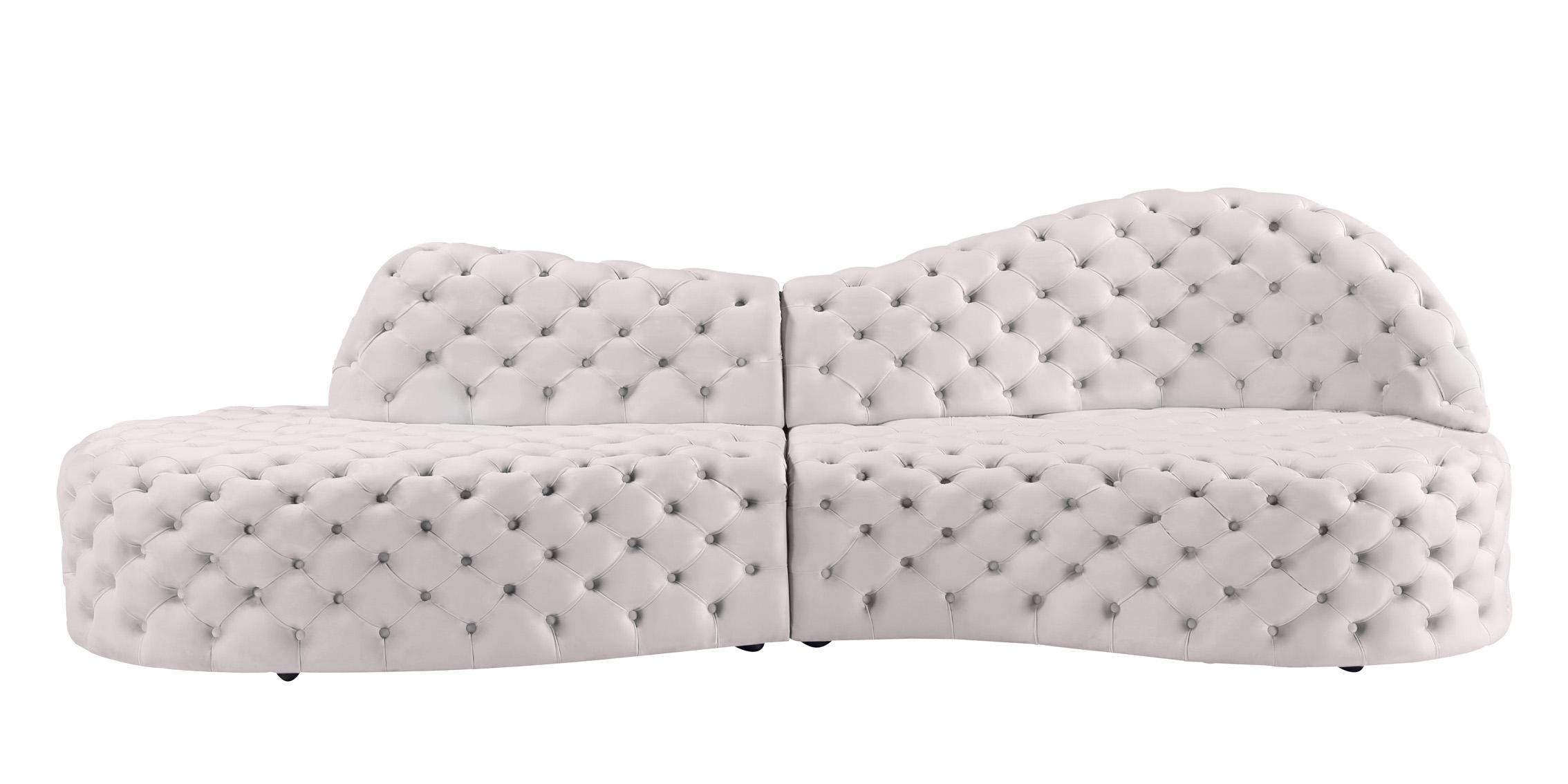 

    
Glam Cream Velvet Tufted Sectional Sofa ROYAL 654Cream Meridian Contemporary
