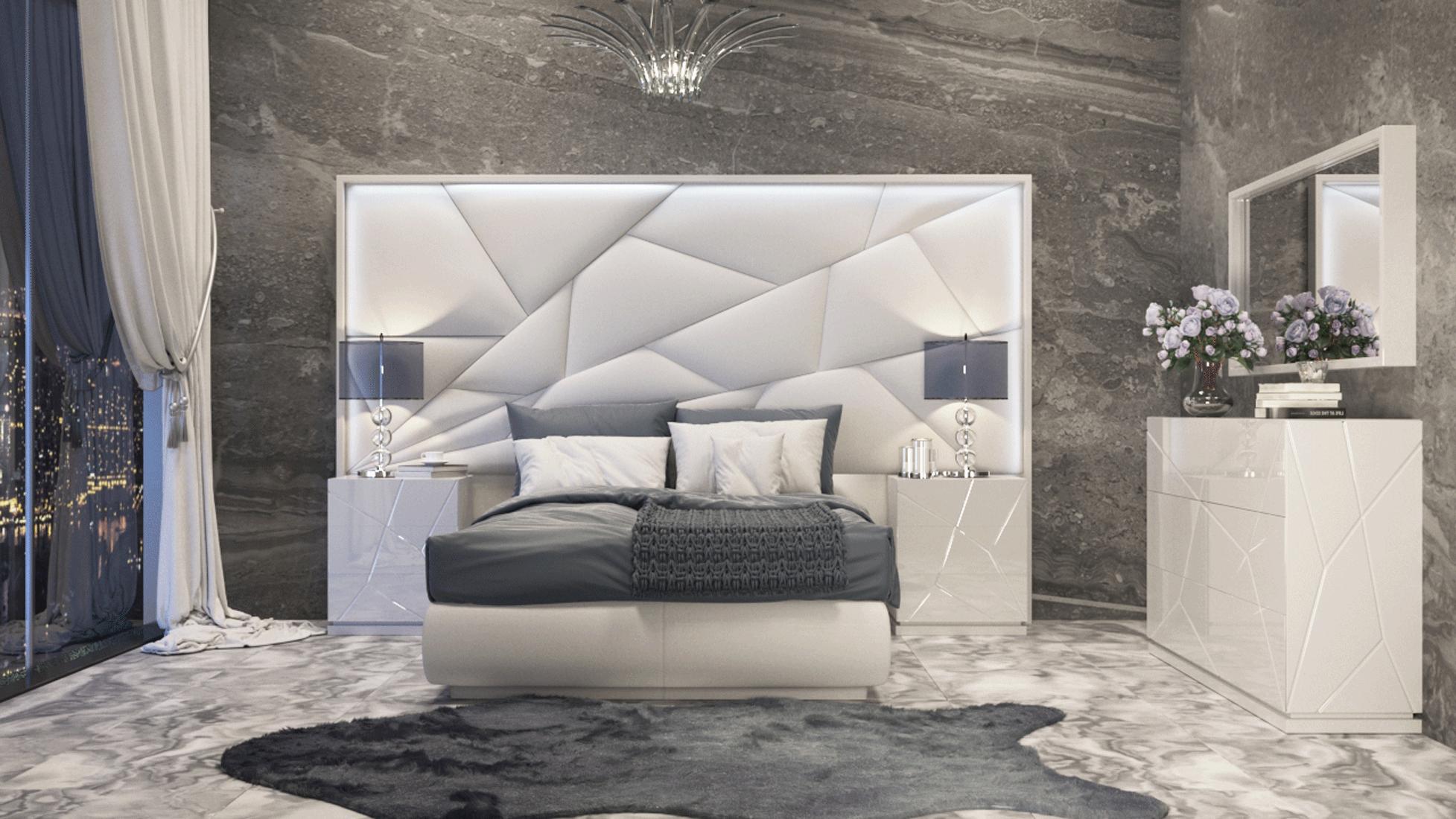 

    
 Photo  Glam Glossy White King Bedroom Set 5Pcs w/light MADE IN SPAIN ESF Majesty & Kiu
