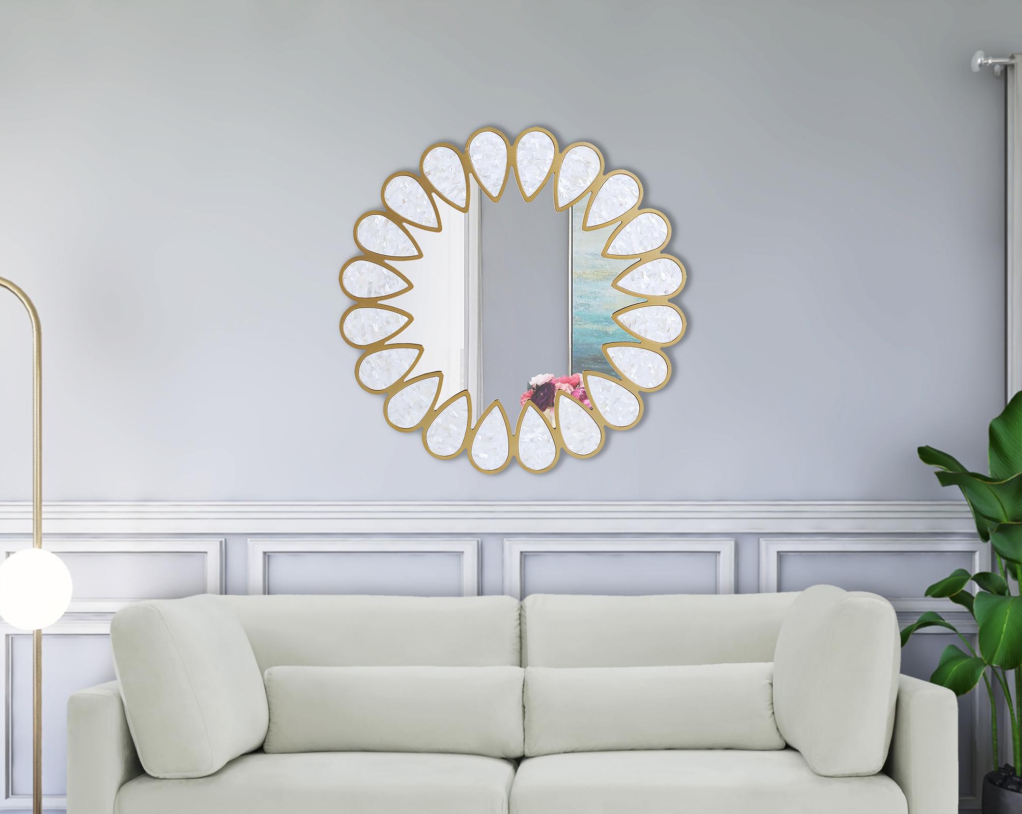 

    
Meridian Furniture SHELL 444-M Mirror White/Gold 444-M
