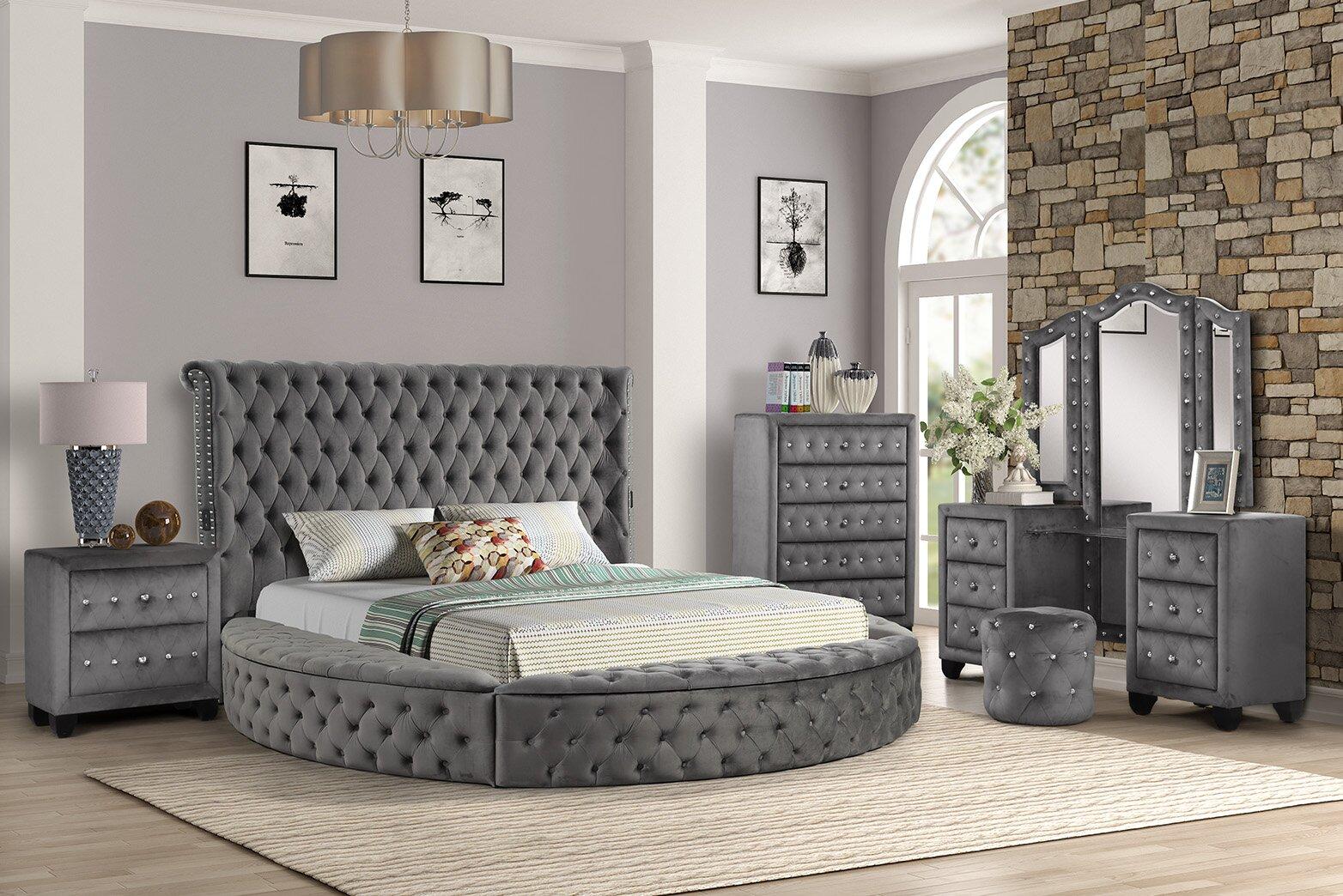 

    
Glam Gray Velvet KING Bed Set 5P w/VANITY HAZEL Galaxy Home Contemporary Modern
