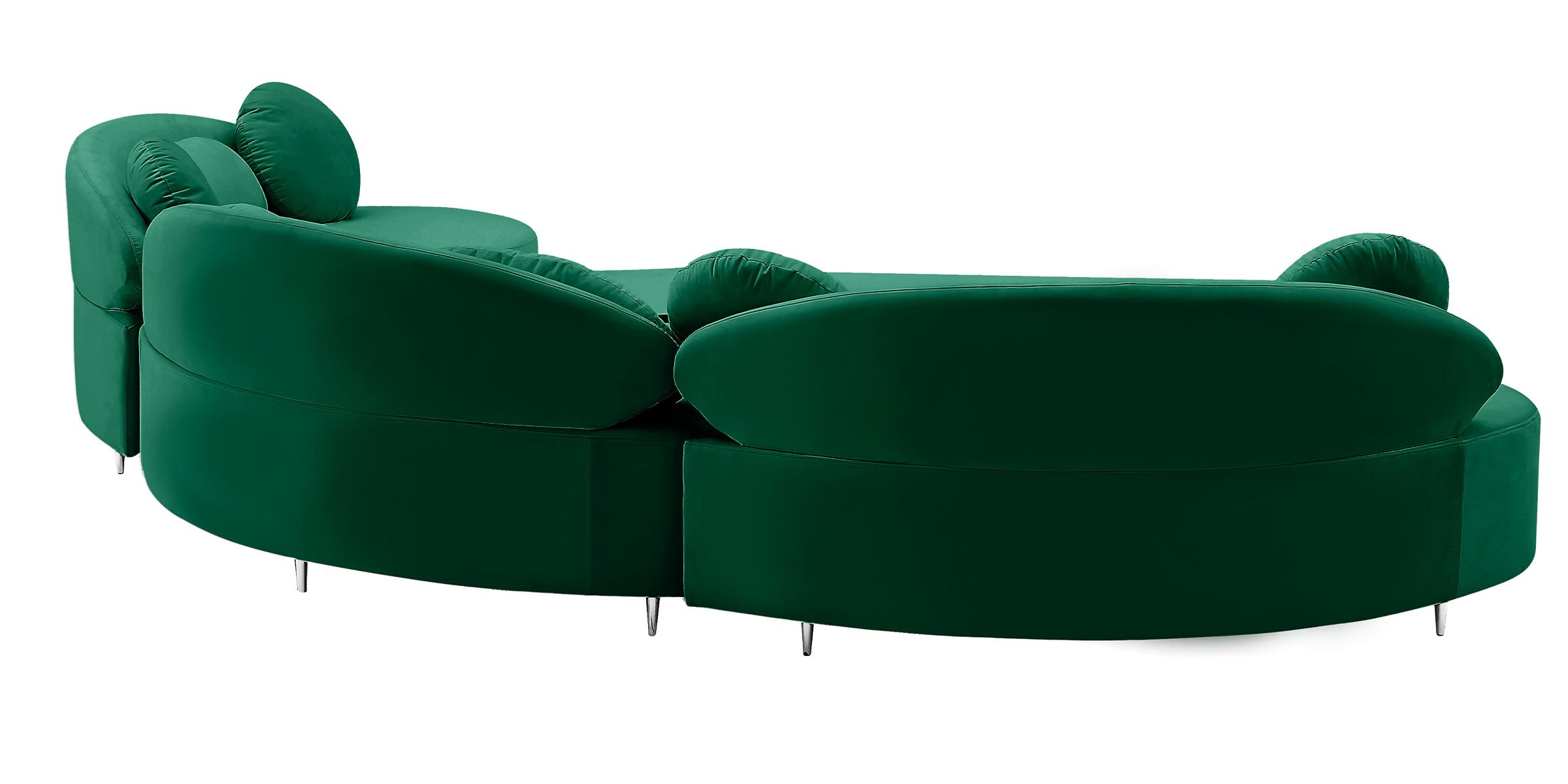 

        
Meridian Furniture Vivacious 632Green-Sectional Sectional Sofa Green Velvet 094308255972
