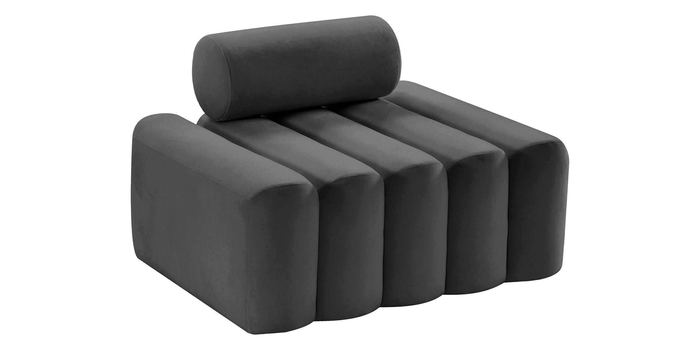

    
647Grey-S-Set-3 Meridian Furniture Sofa Set
