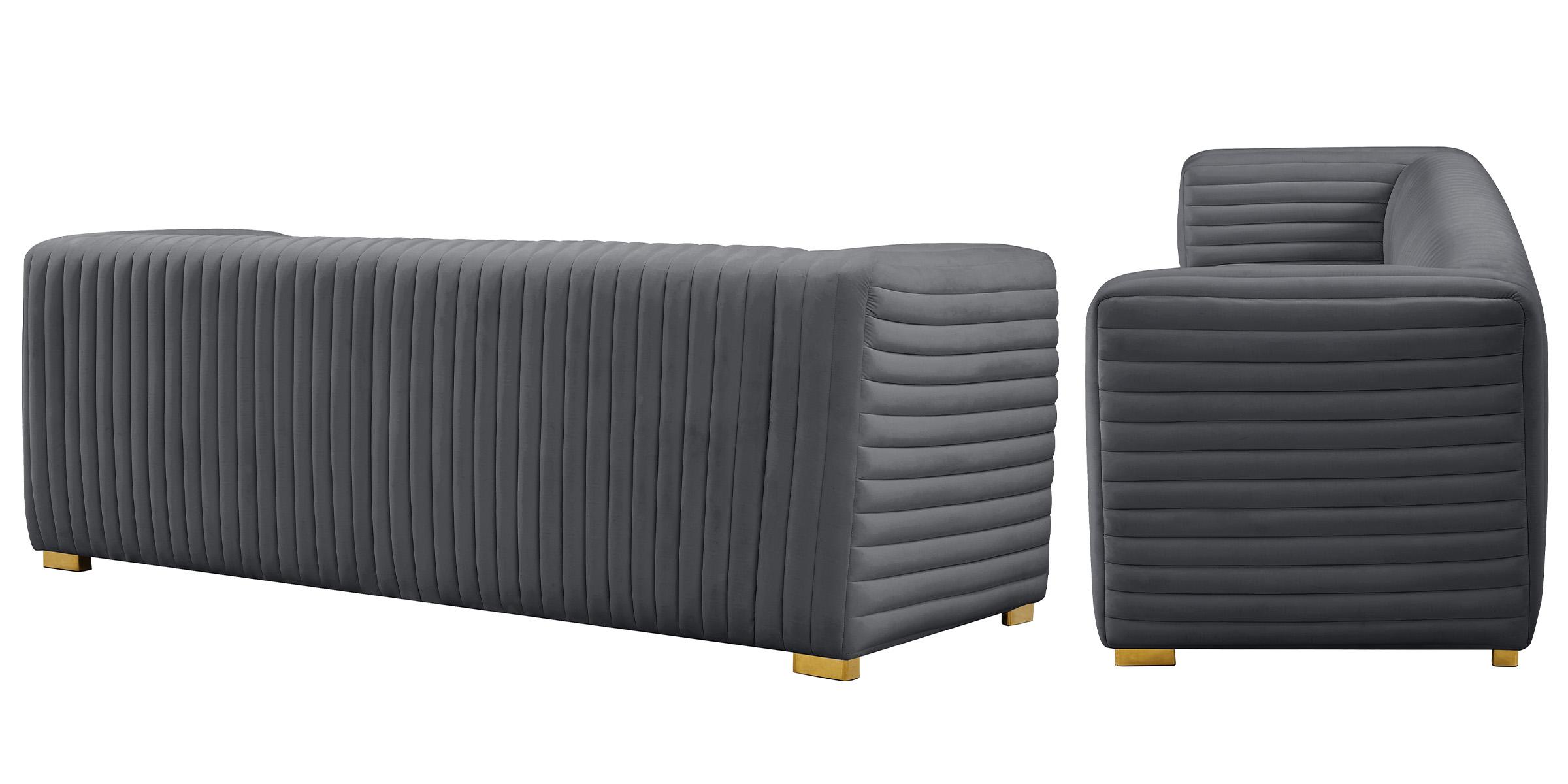 

    
640Grey-S Meridian Furniture Sofa
