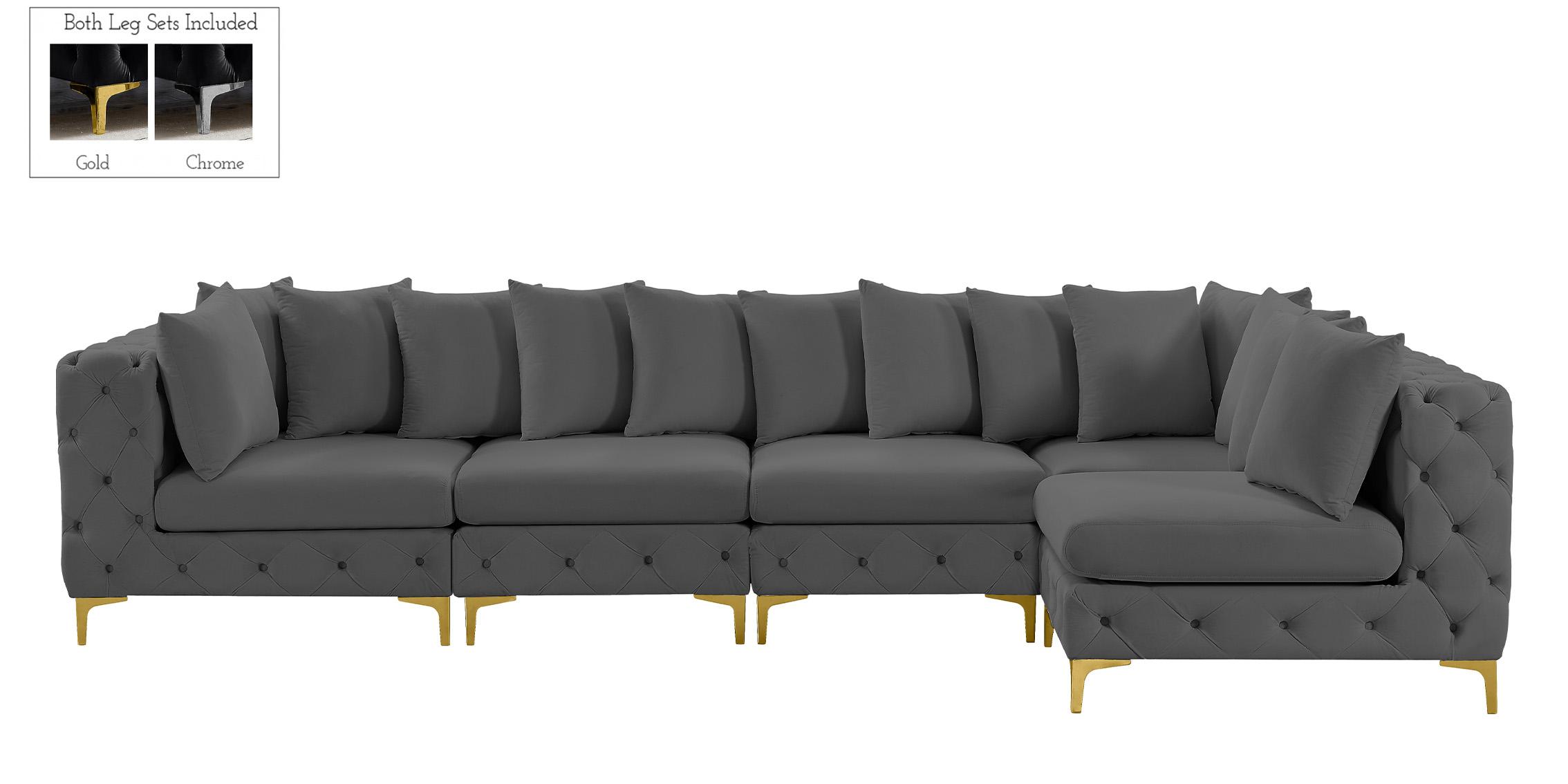 

    
Meridian Furniture TREMBLAY 686Grey-Sec5A Modular Sectional Sofa Gray 686Grey-Sec5A
