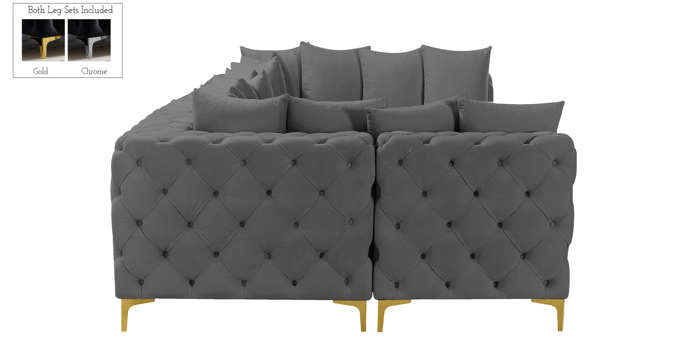 

    
686Grey-Sec7C Meridian Furniture Modular Sectional Sofa
