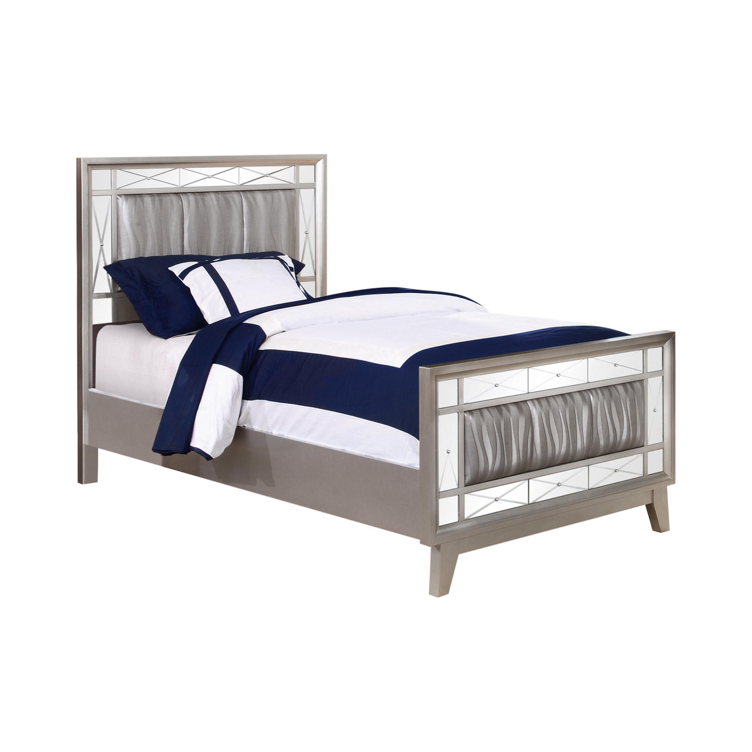 

    
Glam Metallic Mercury Solid Wood Twin Bedroom Set 3pcs Coaster 204921T Leighton
