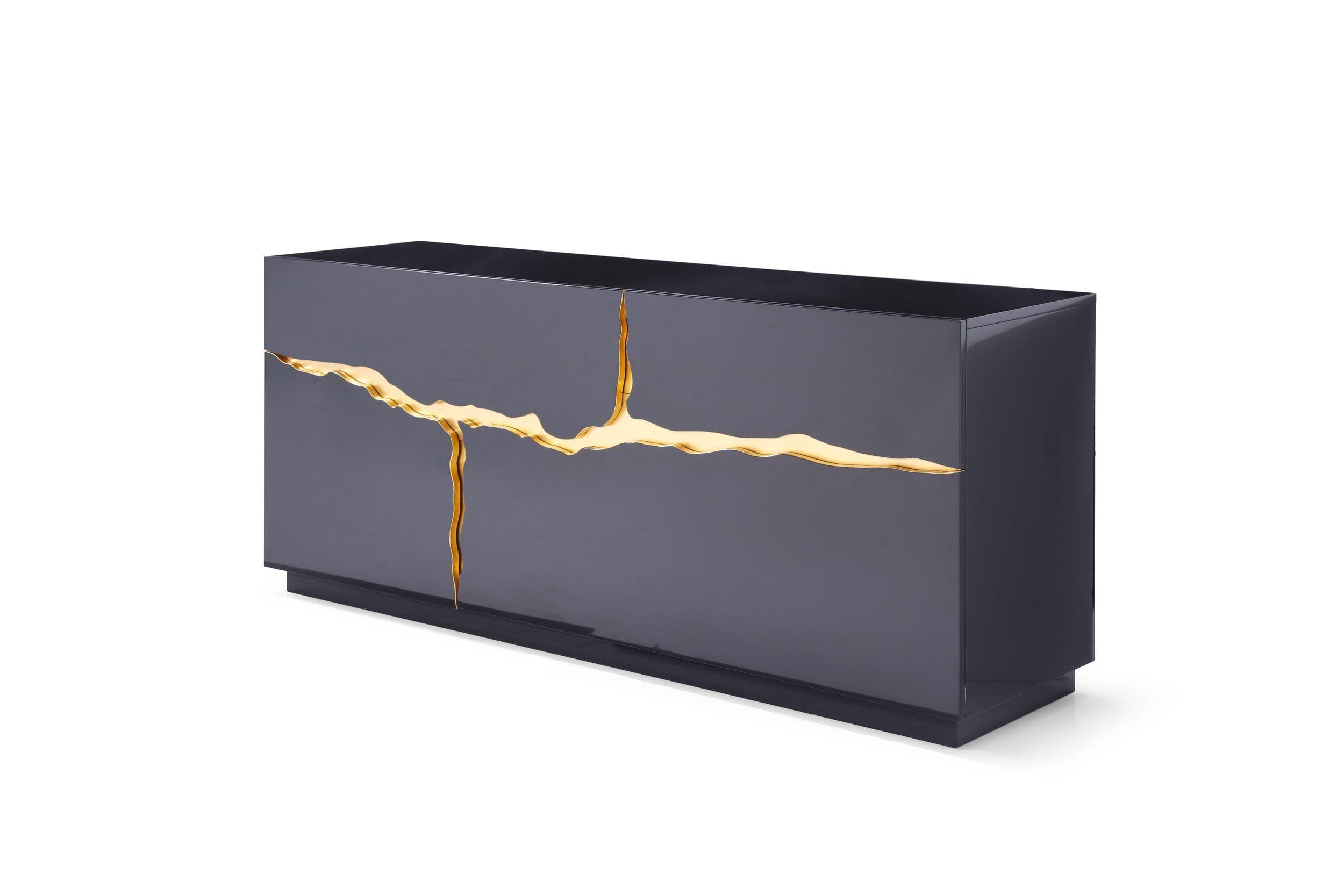 

    
VIG Furniture Aspen Buffet Gold/Black VGVCG1808-BLK
