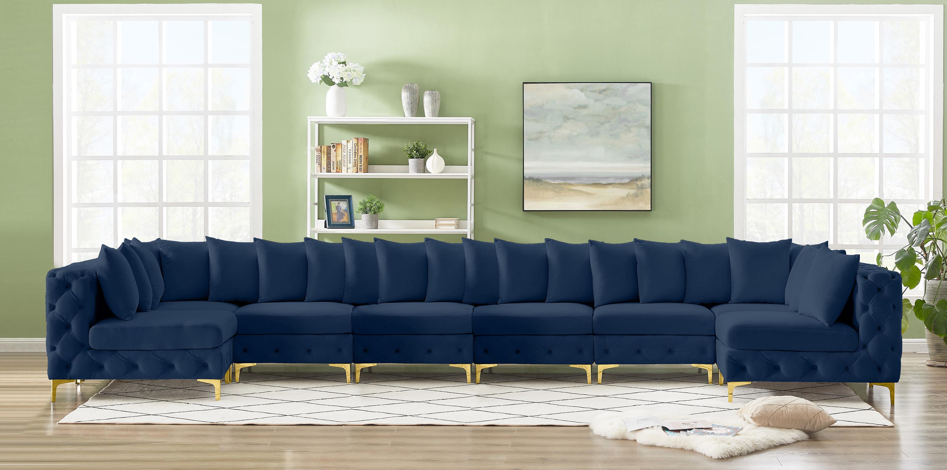 

    
686Navy-Sec8C Meridian Furniture Modular Sectional Sofa
