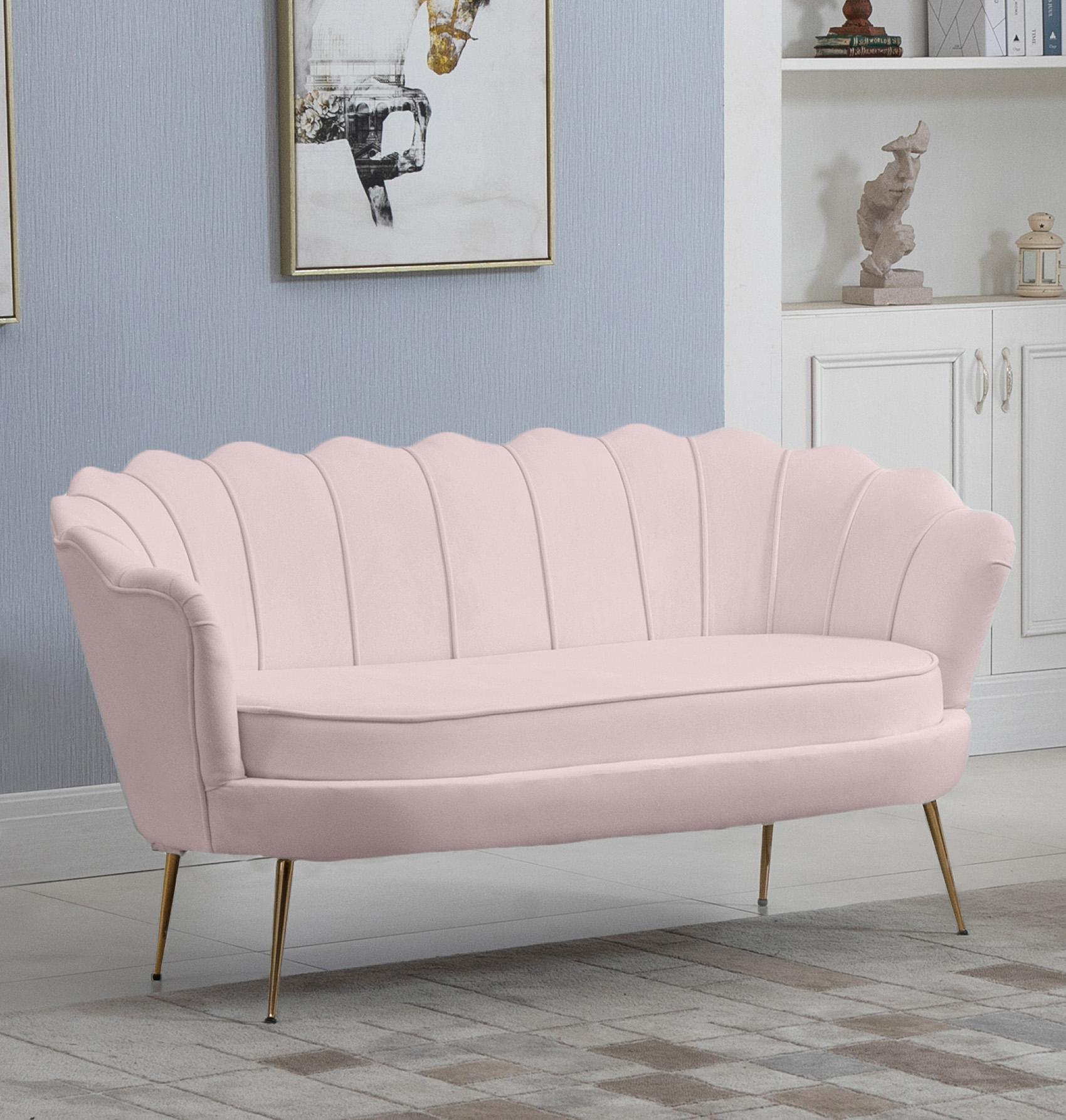 

    
Meridian Furniture GARDENIA 684Pink loveset Pink 684Pink-L
