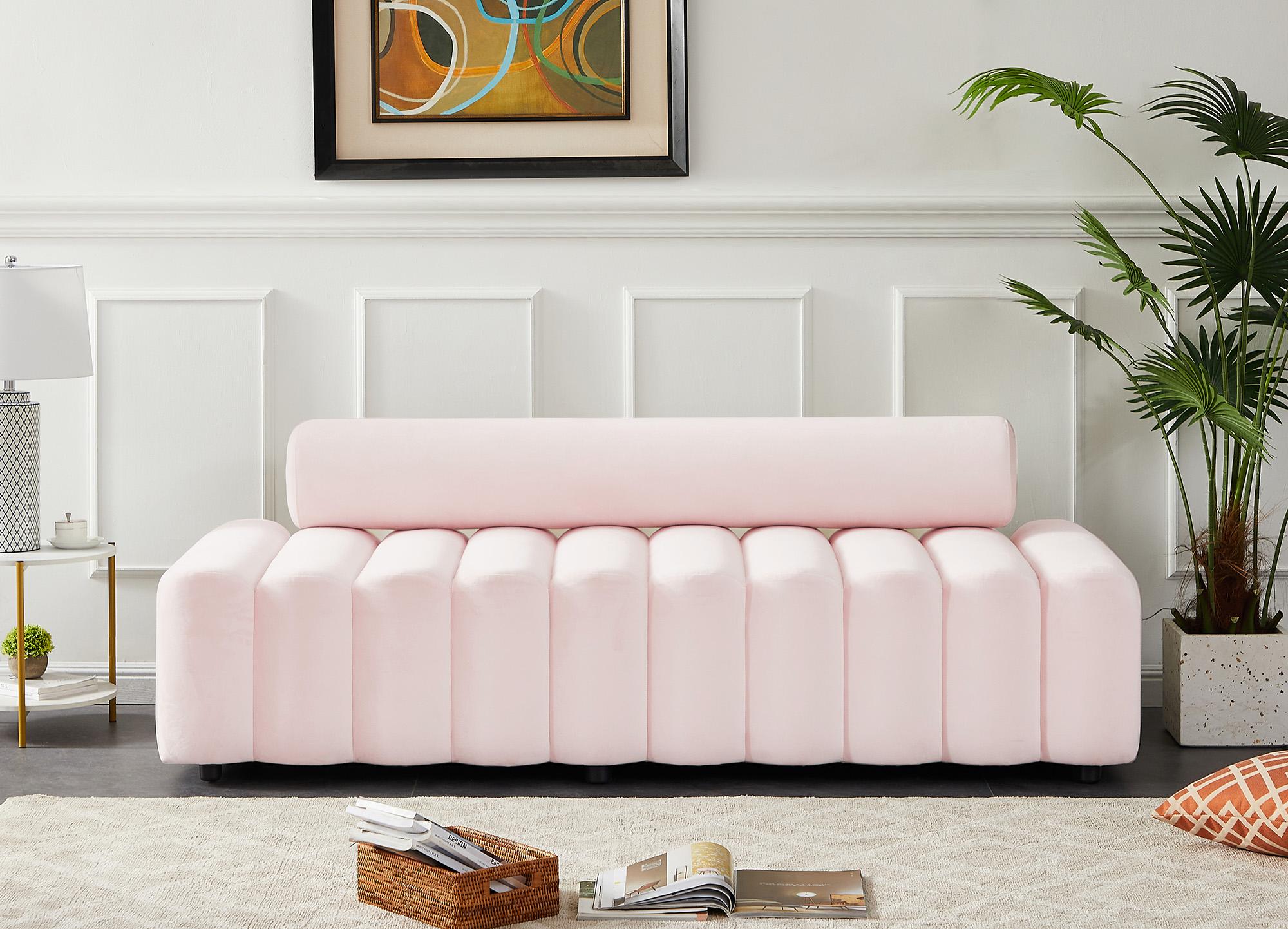 

    
Meridian Furniture Melody 647Pink-S Sofa Pink 647Pink-S
