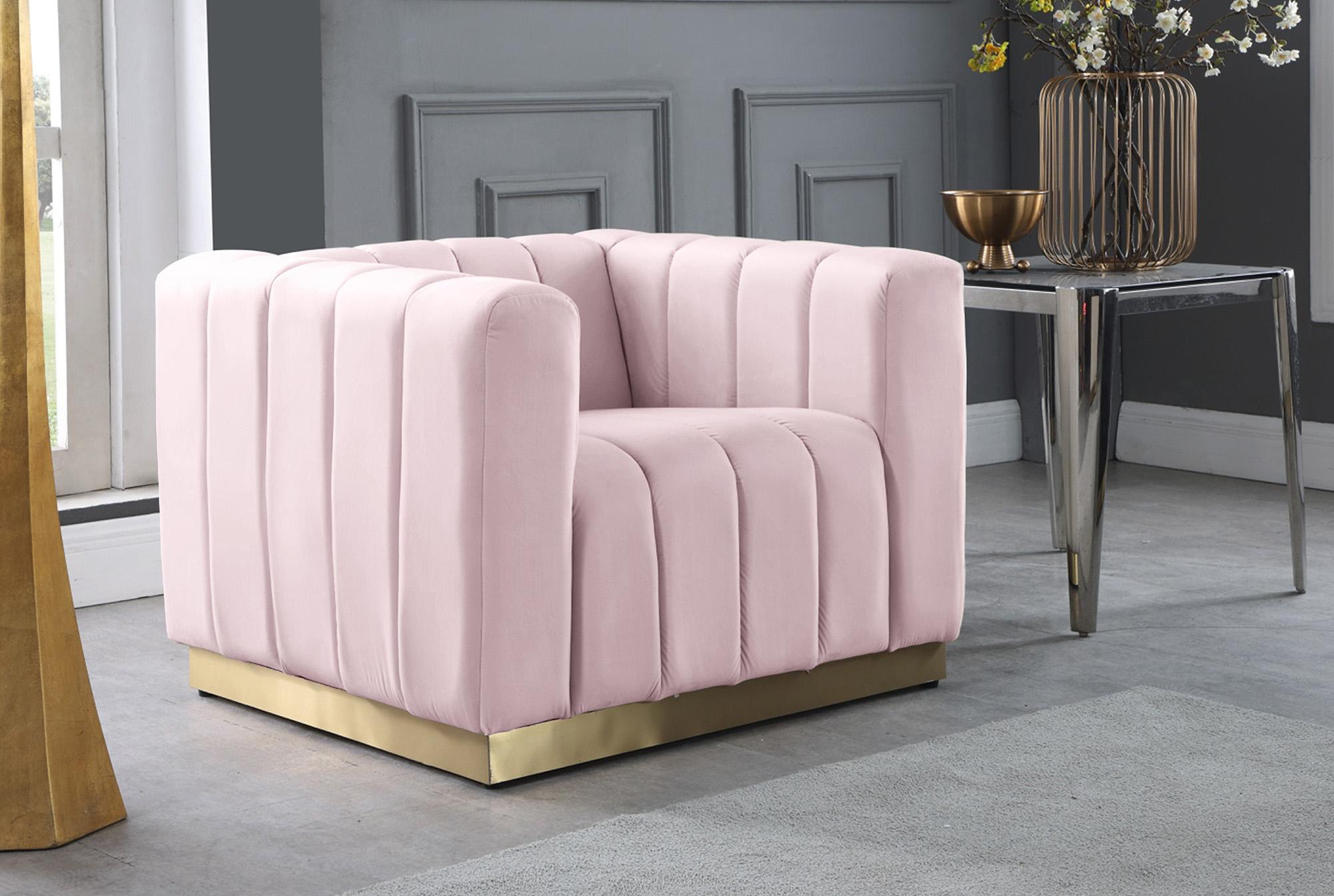 

    
Meridian Furniture MARLON 603Pink-S-Set-3 Sofa Set Pink/Gold 603Pink-S-Set-3
