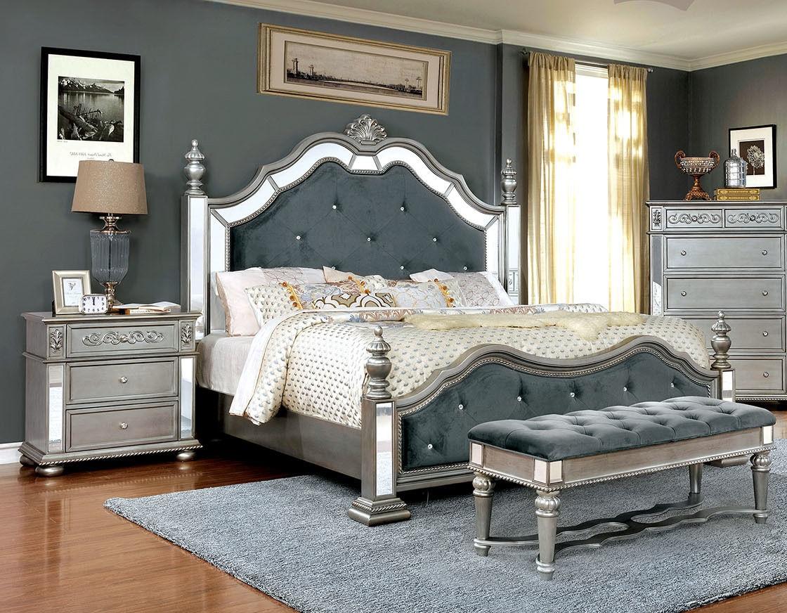 

    
Glam Silver Solid Wood King Bedroom Set 3pcs Furniture of America CM7194 Azha
