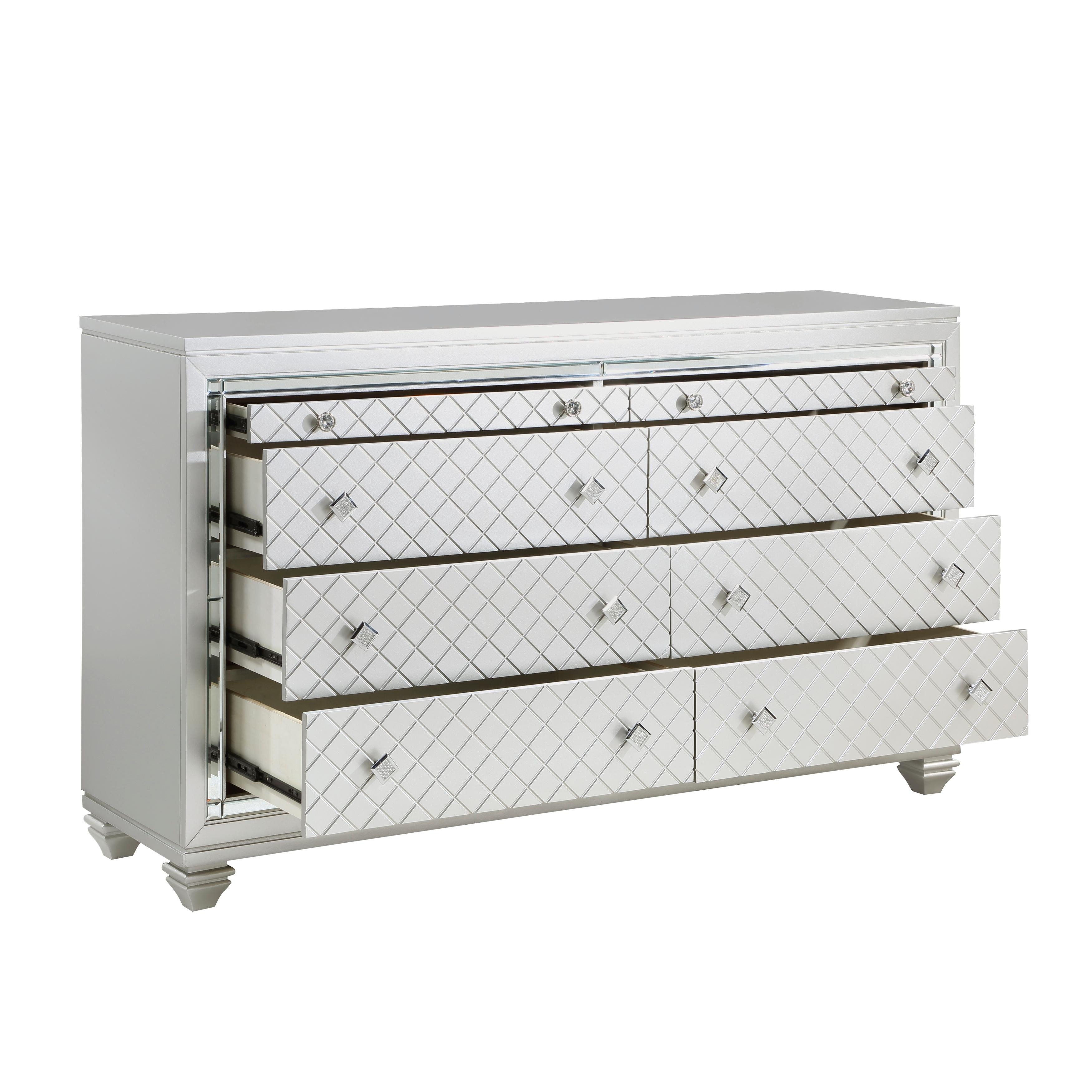 

    
Homelegance 1430-5 Leesa Dresser Silver 1430-5
