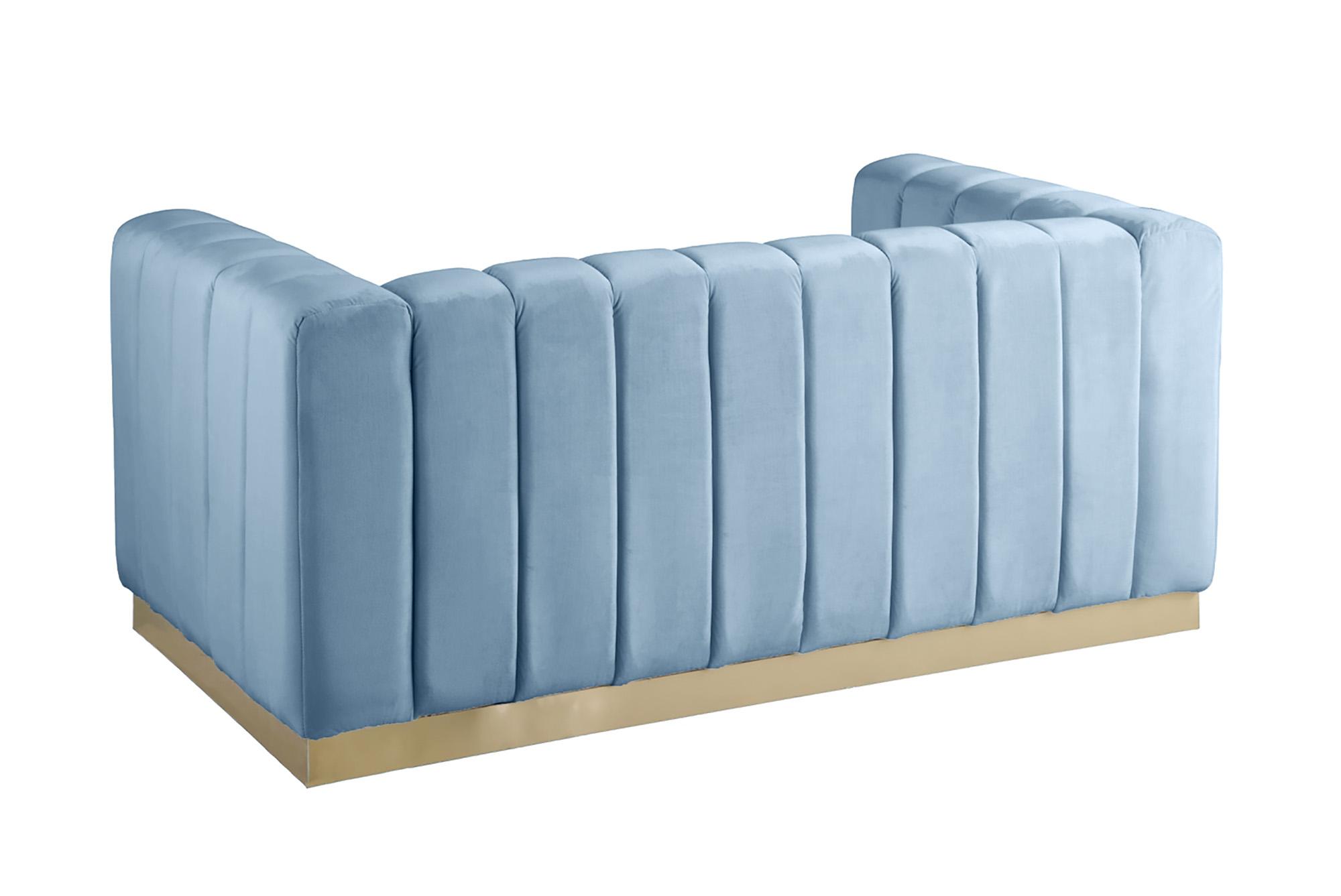 

    
603SkyBlu-S-Set-2 Meridian Furniture Sofa Set

