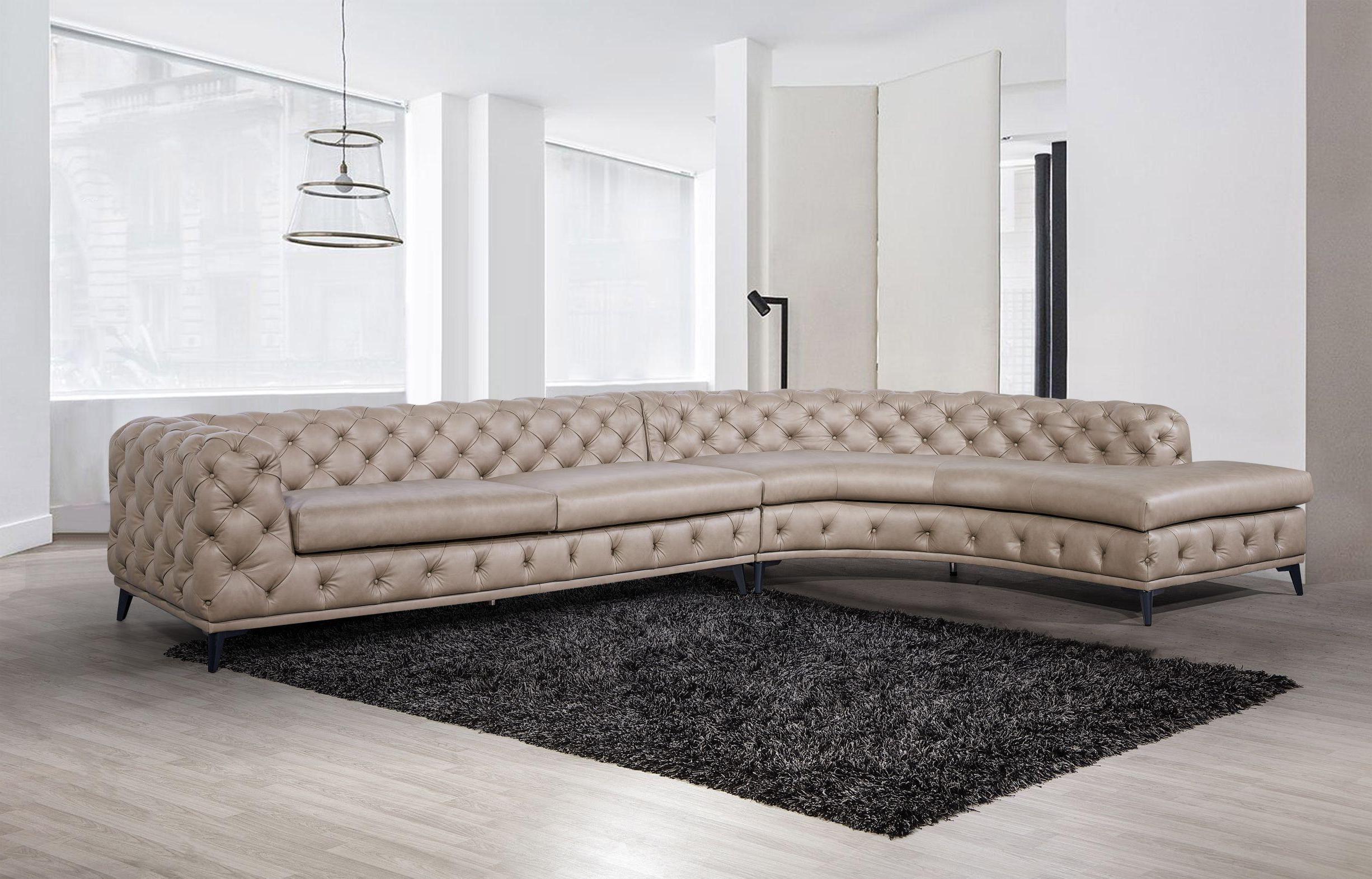 

    
Glam Tan RHC Sectional Sofa w/ Chaise by VIG Divani Casa Kohl
