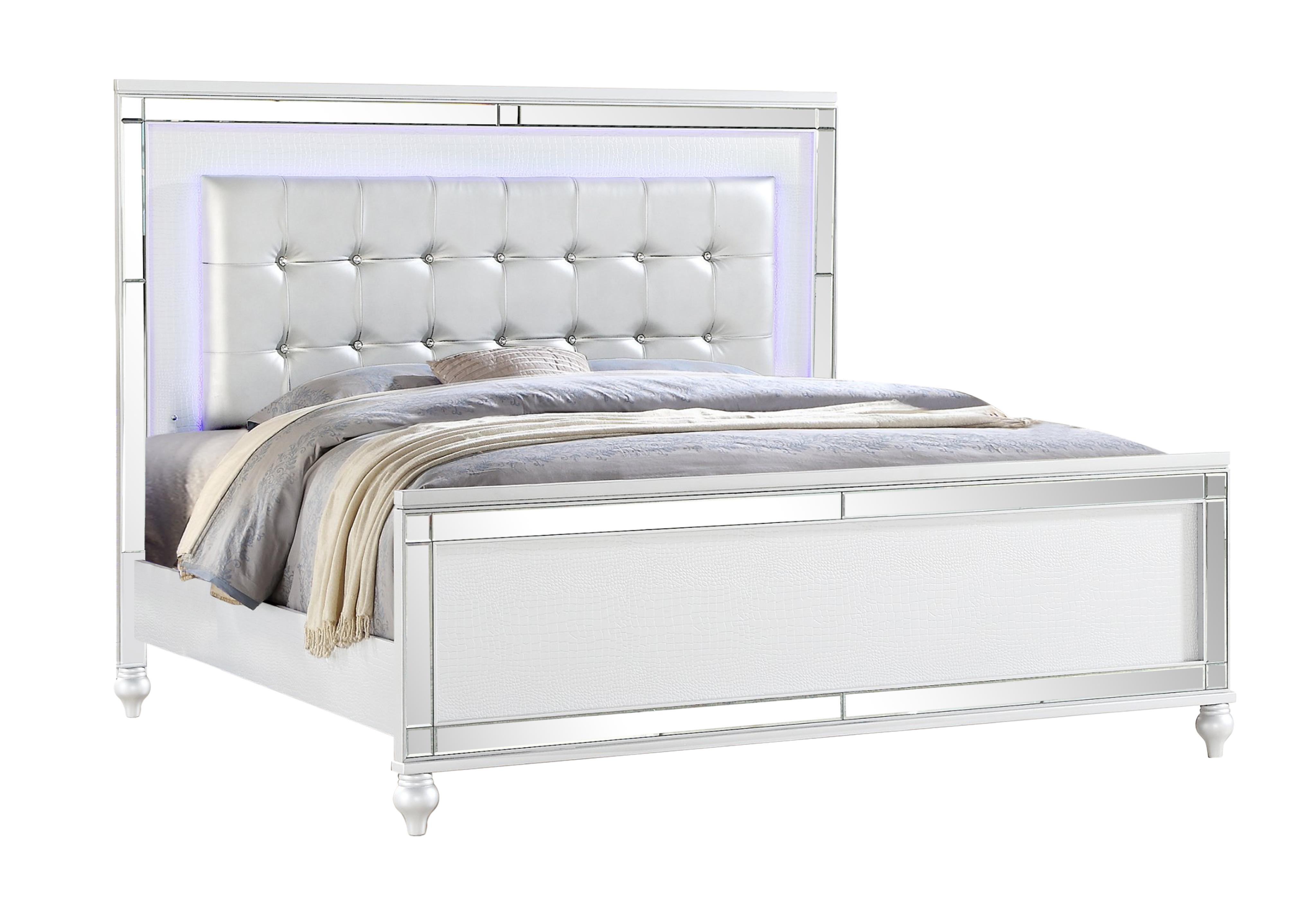

    
GLAM White Crocodile Print & Mirror Full Bed Set 4 STERLING Galaxy Home Modern
