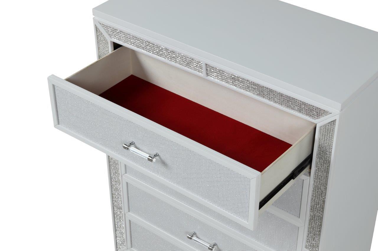 

    
Galaxy Home Furniture CRYSTAL-CH Chest White CRYSTAL-CH
