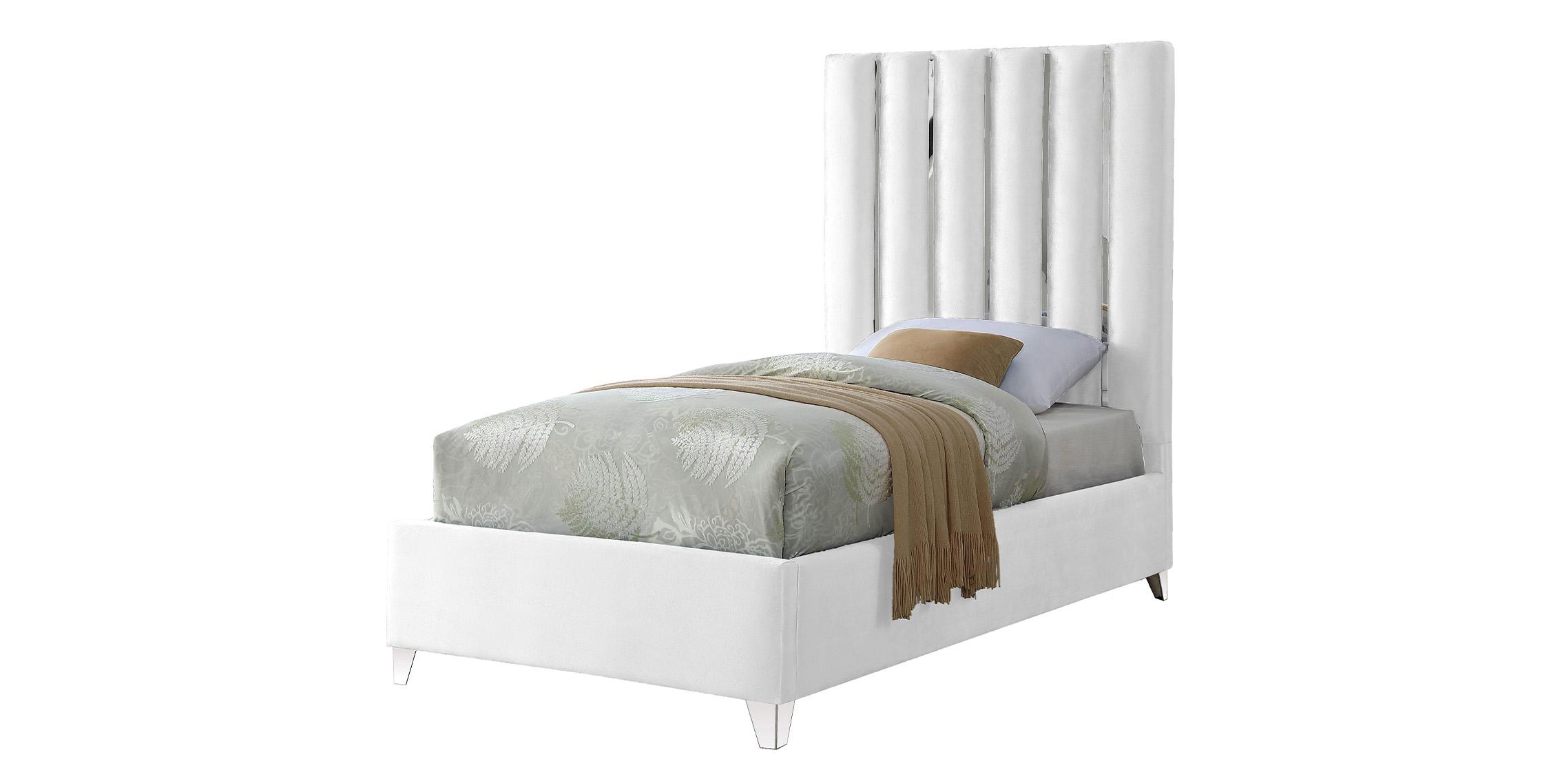 

    
Meridian Furniture ENZO EnzoWhite-T Platform Bed White EnzoWhite-T

