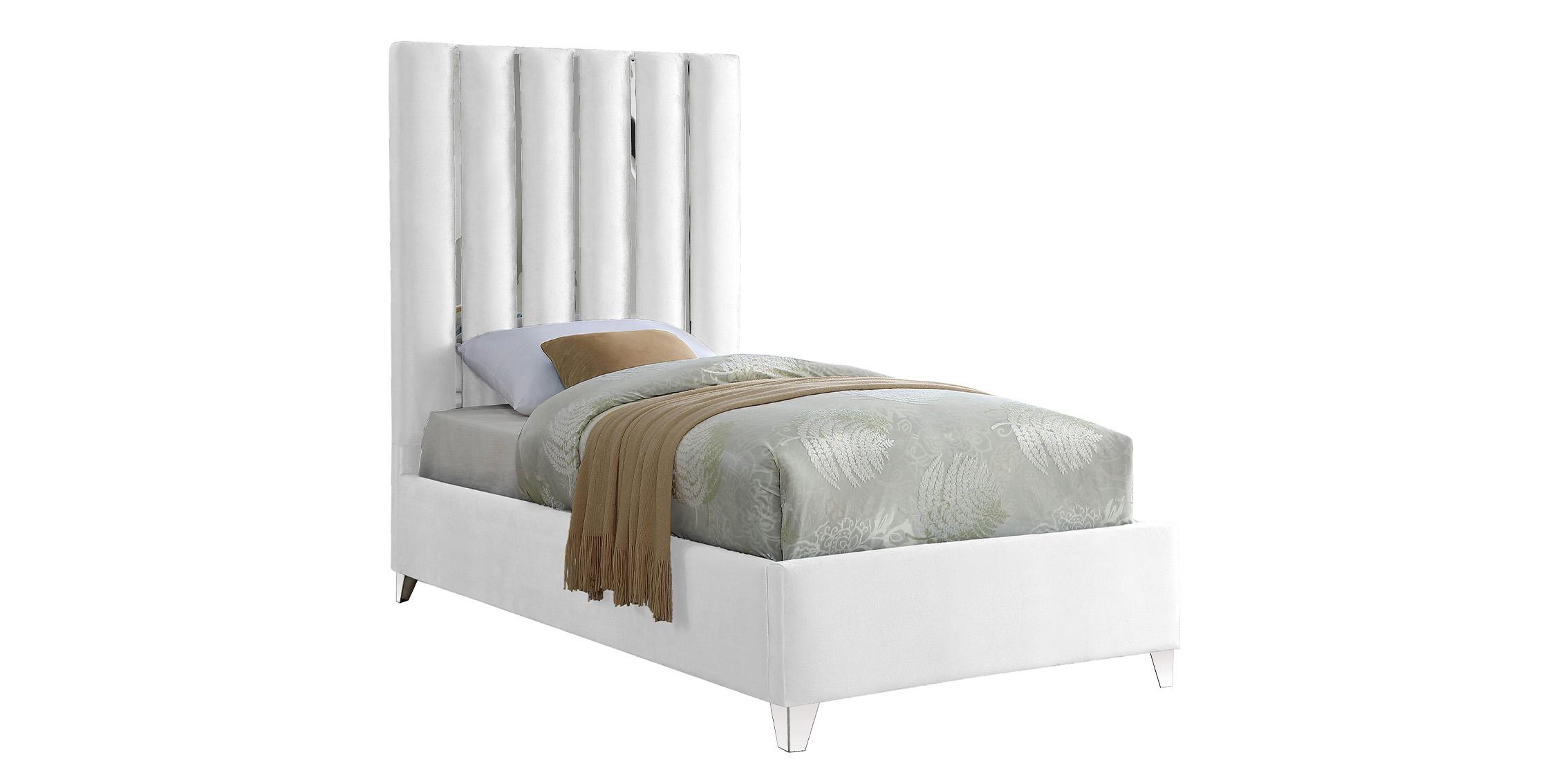 Contemporary, Modern Platform Bed ENZO EnzoWhite-T EnzoWhite-T in White Soft Velvet